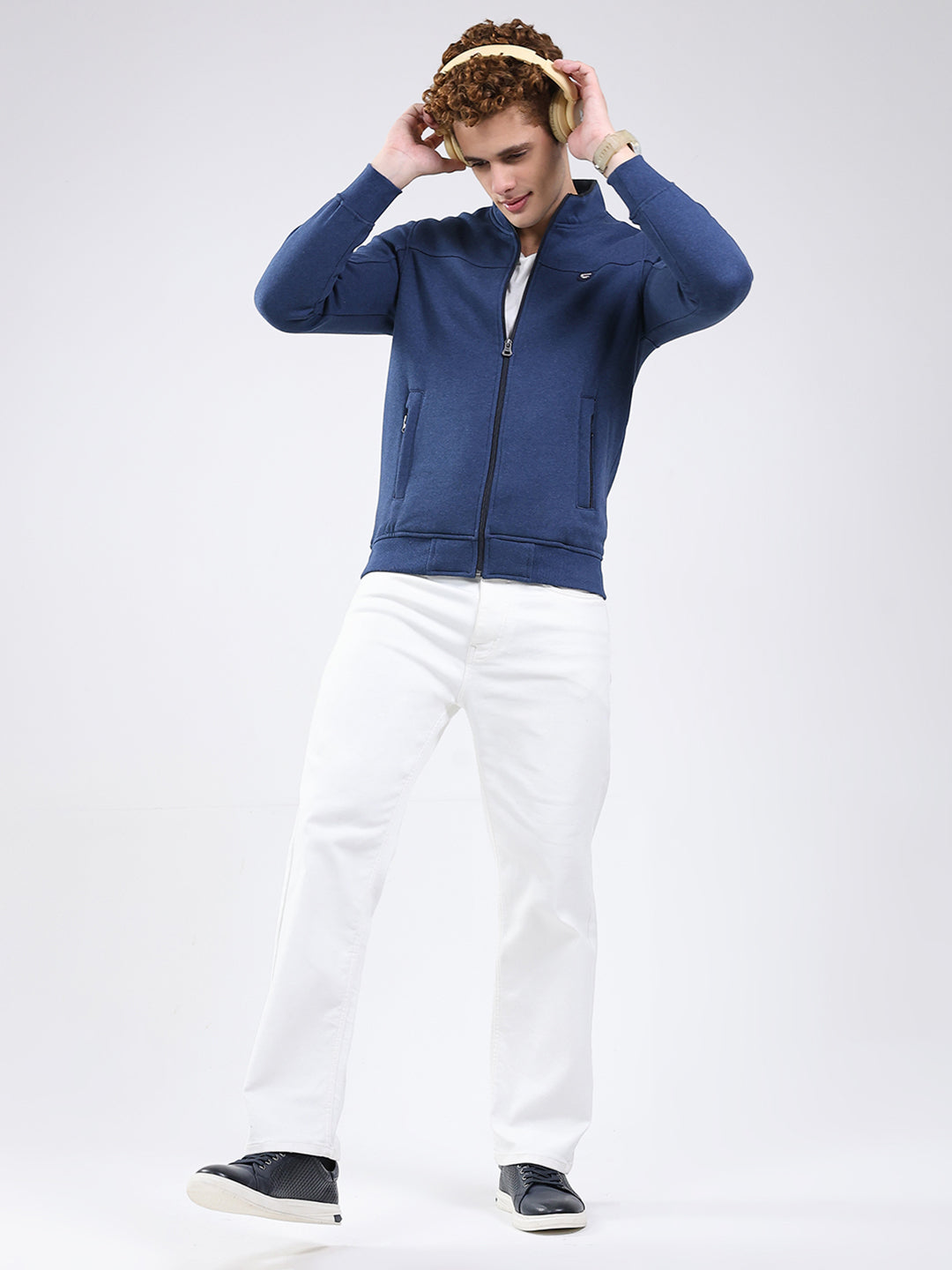 Men Blue Solid Mock Neck Full Sleeve Sweatshirt