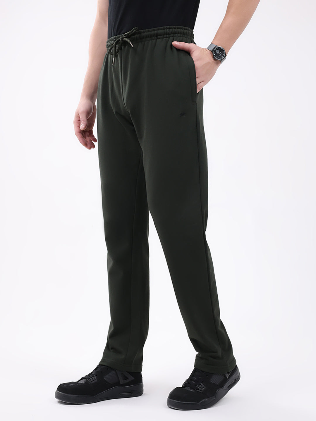 Men Olive Solid Regular Fit Winter Lower