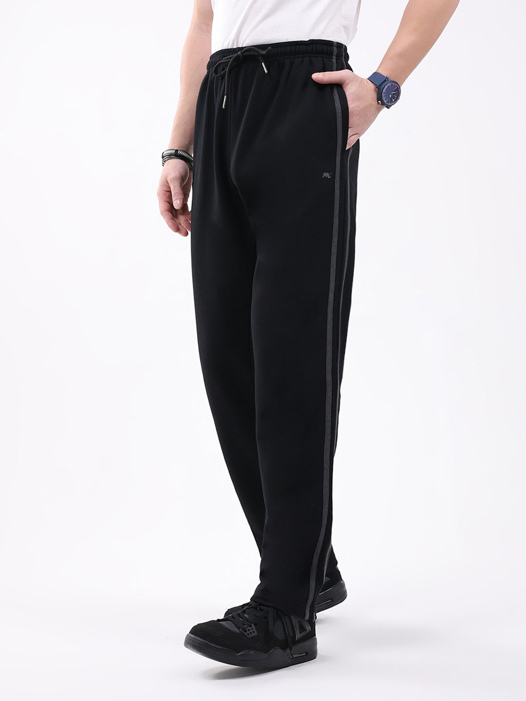 Men Black Solid Regular Fit Winter Lower