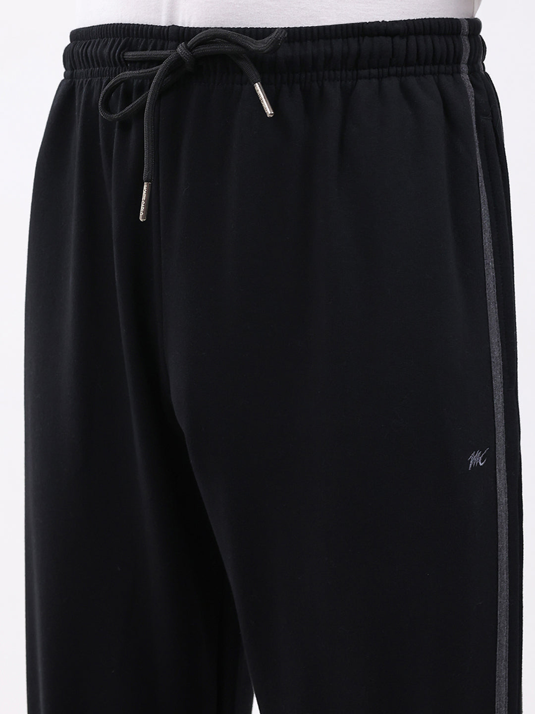 Men Black Solid Regular Fit Winter Lower