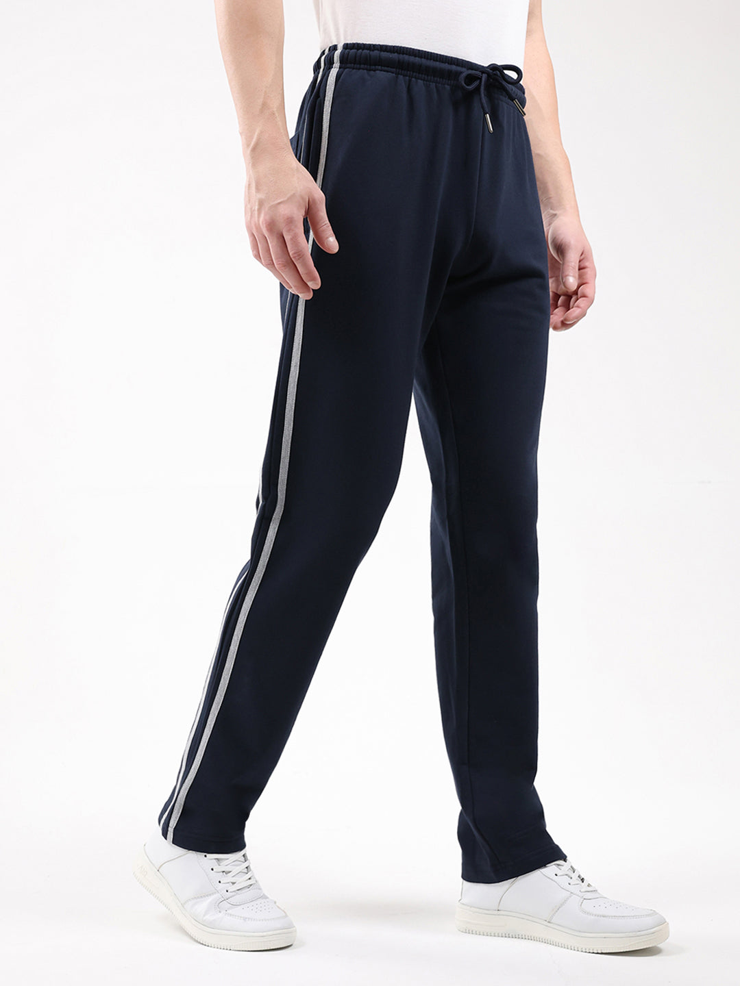 Men Navy Blue Solid Regular Fit Winter Lower