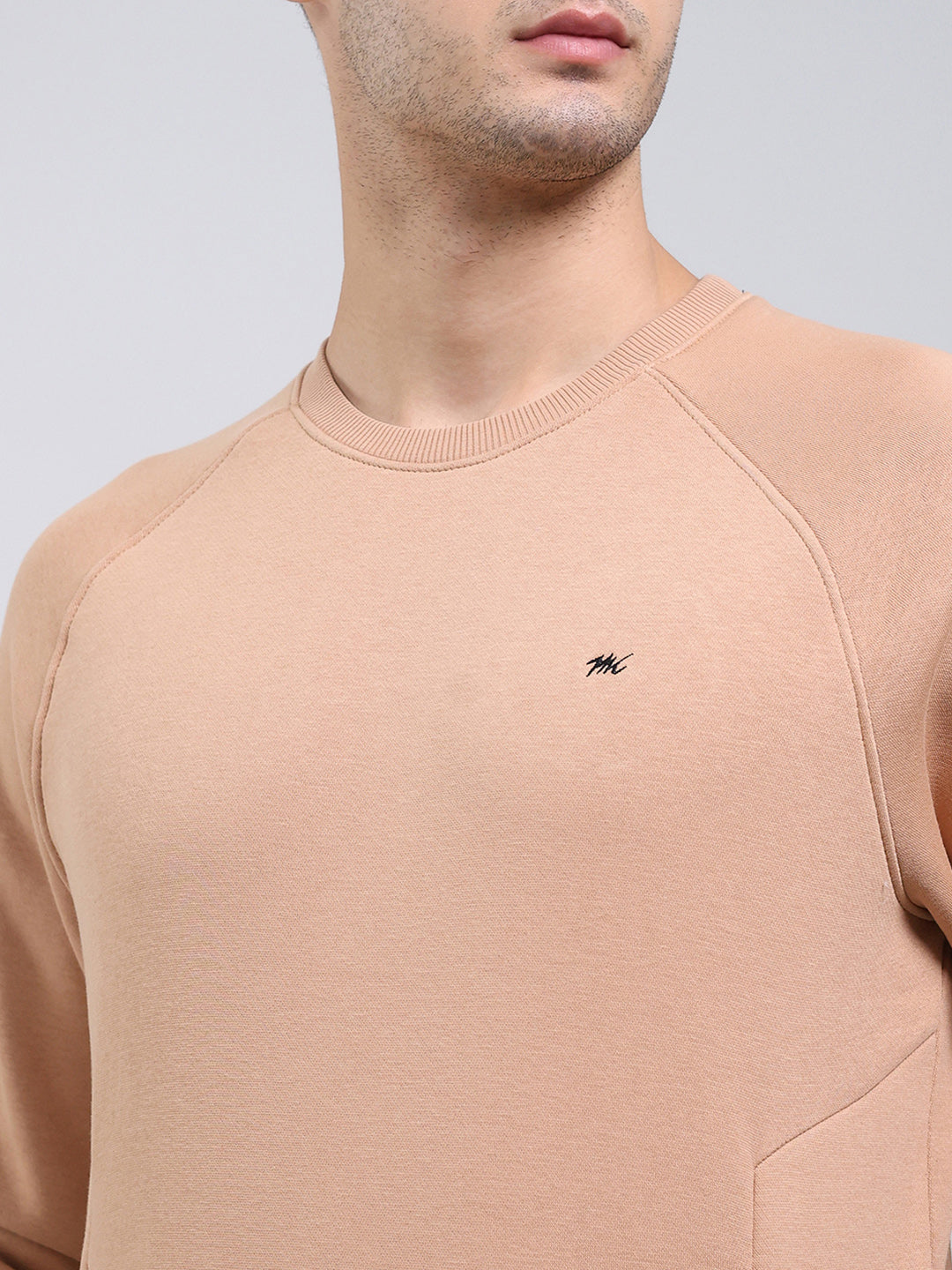 Men Khaki Solid Round Neck Full Sleeve Sweatshirt