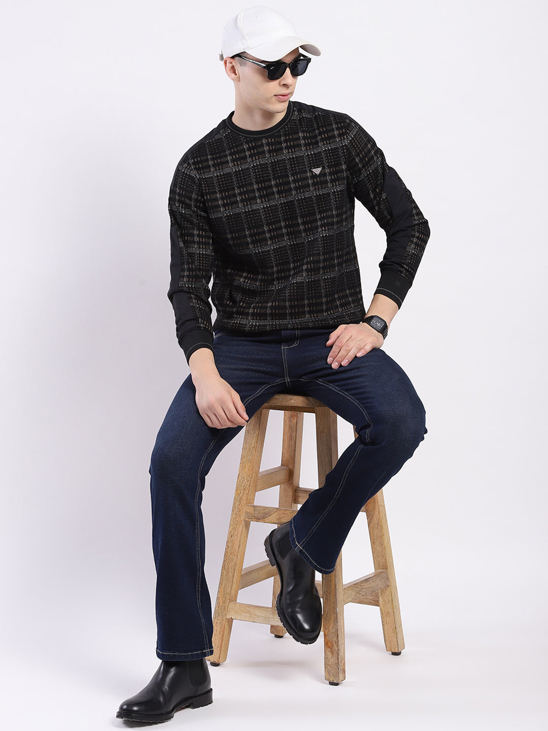 Men Black Printed Round Neck Full Sleeve Sweatshirt
