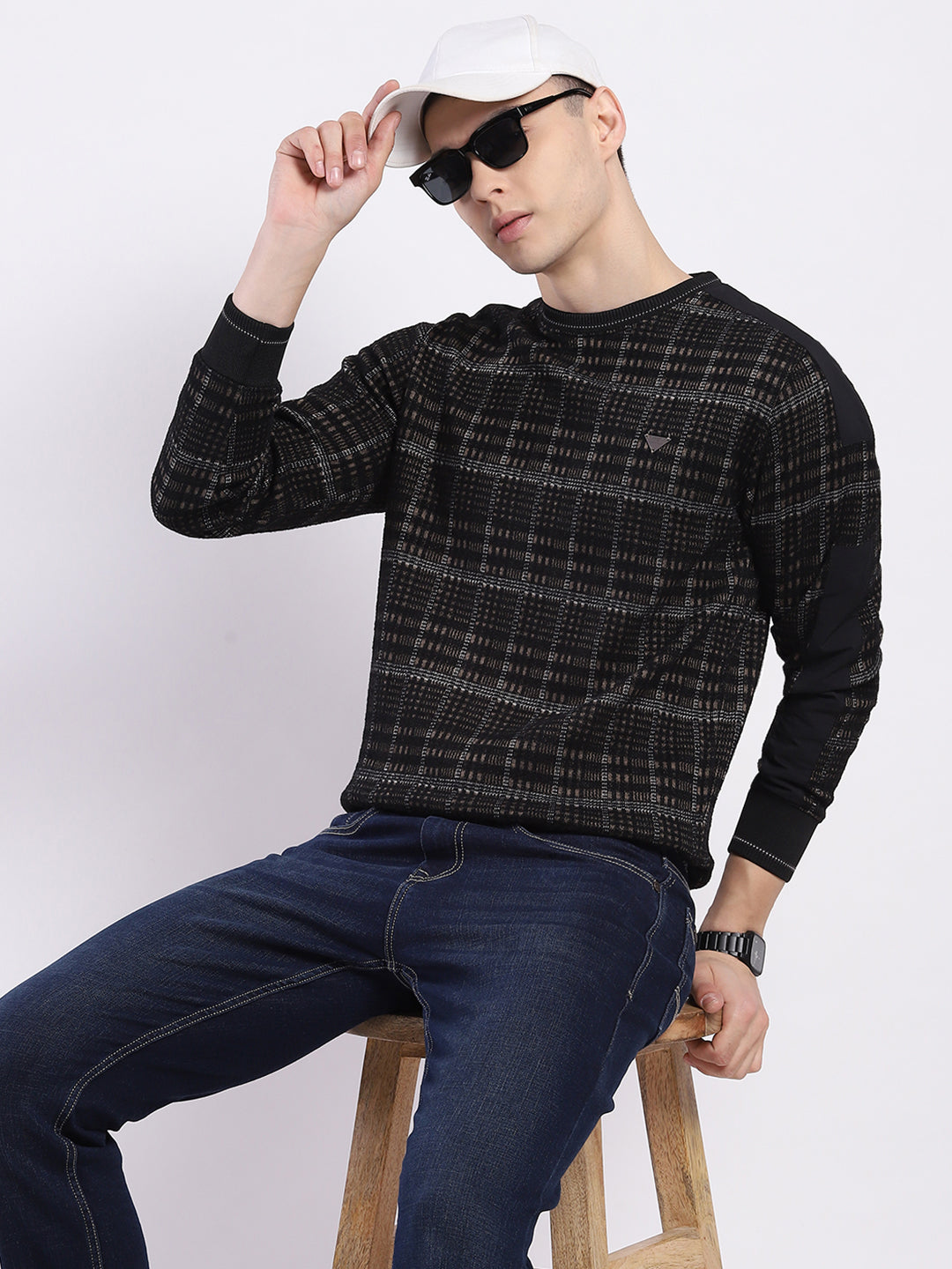 Men Black Printed Round Neck Full Sleeve Sweatshirt