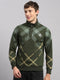 Men Green Solid Collar Full Sleeve Sweatshirt