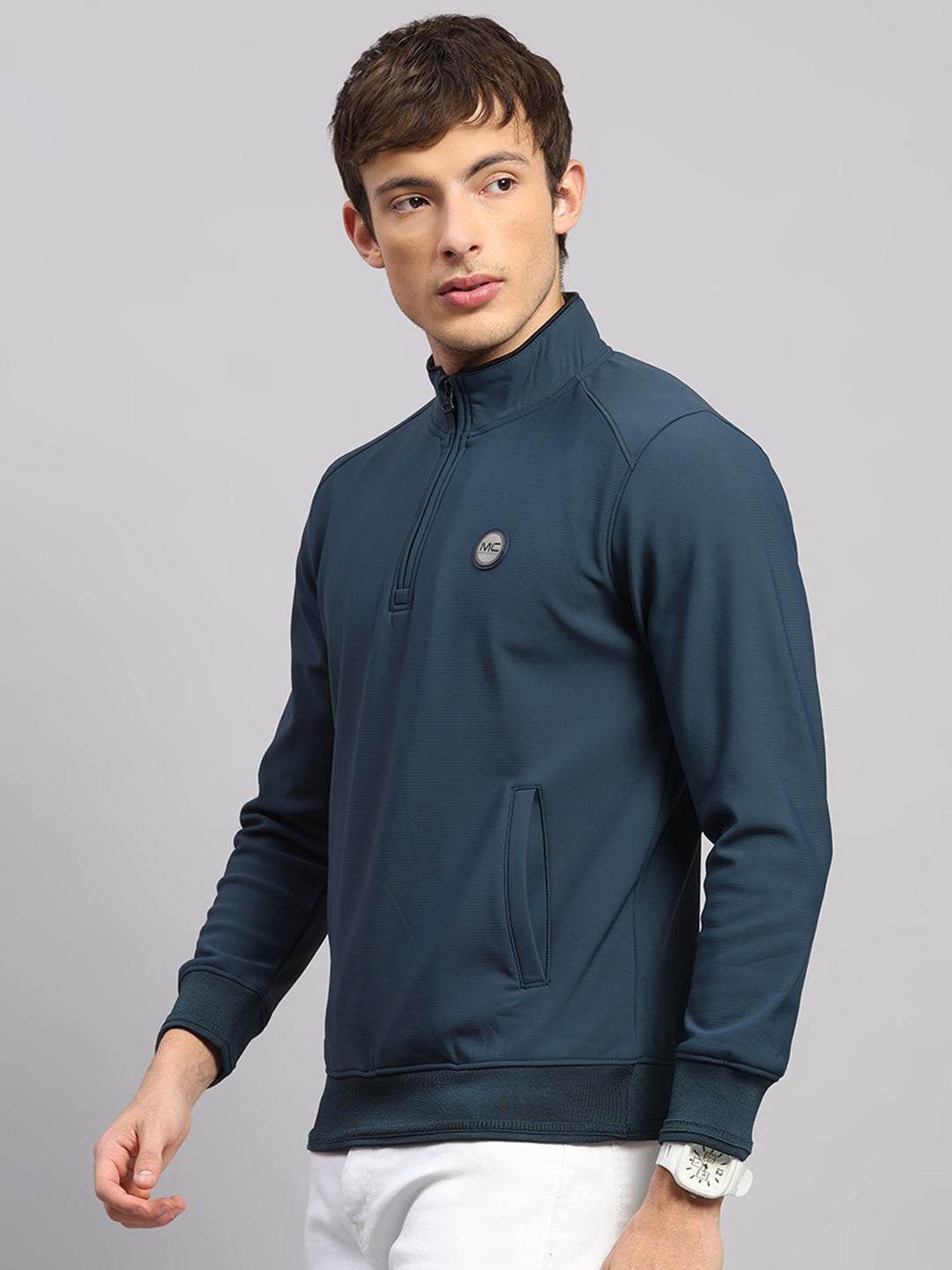 Men Teal Blue Solid Collar Full Sleeve Sweatshirt