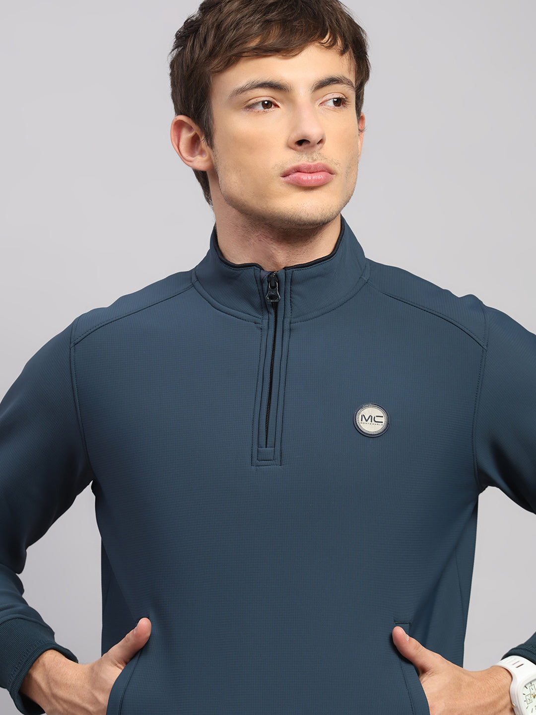 Men Teal Blue Solid Collar Full Sleeve Sweatshirt
