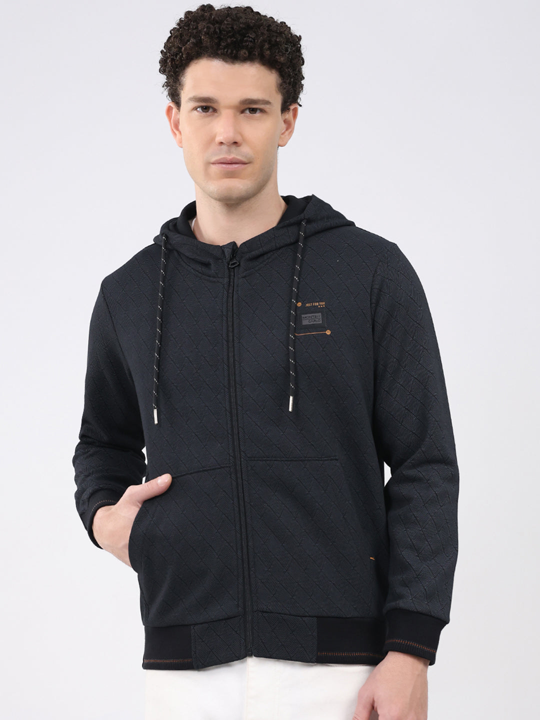 Men Black Printed Hooded Full Sleeve Sweatshirt