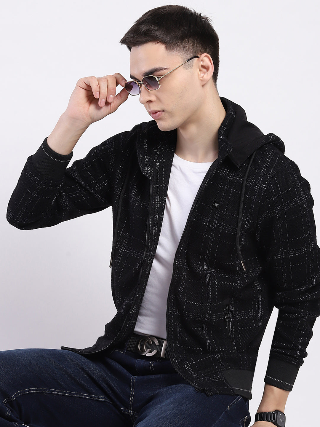 Men Black Printed Hooded Full Sleeve Sweatshirt