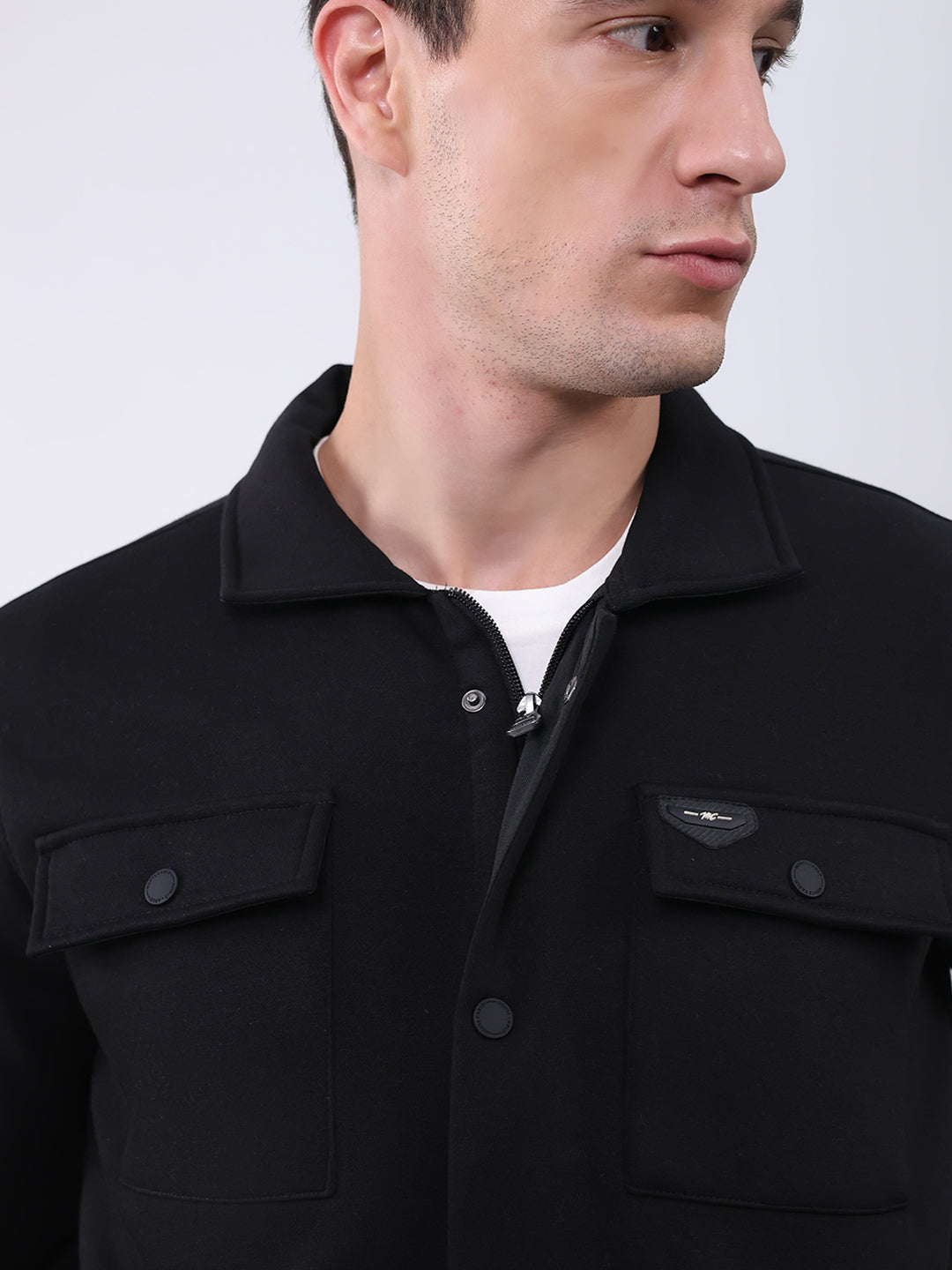 Men Black Solid Collar Full Sleeve Sweatshirt