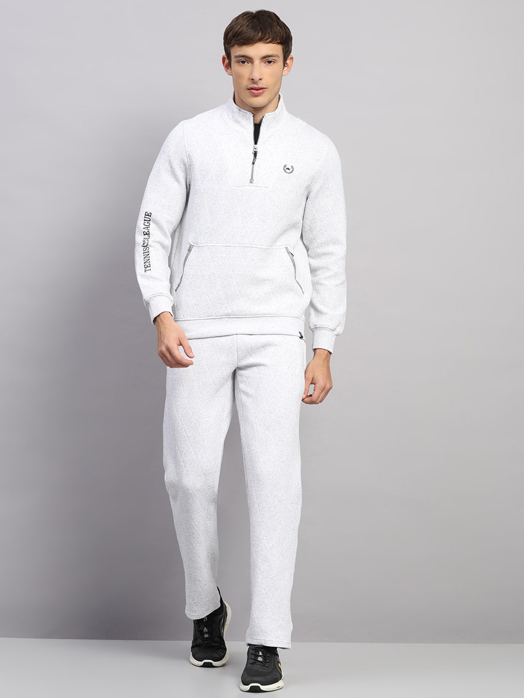 Men Off White Solid Collar Full Sleeve Winter Tracksuit