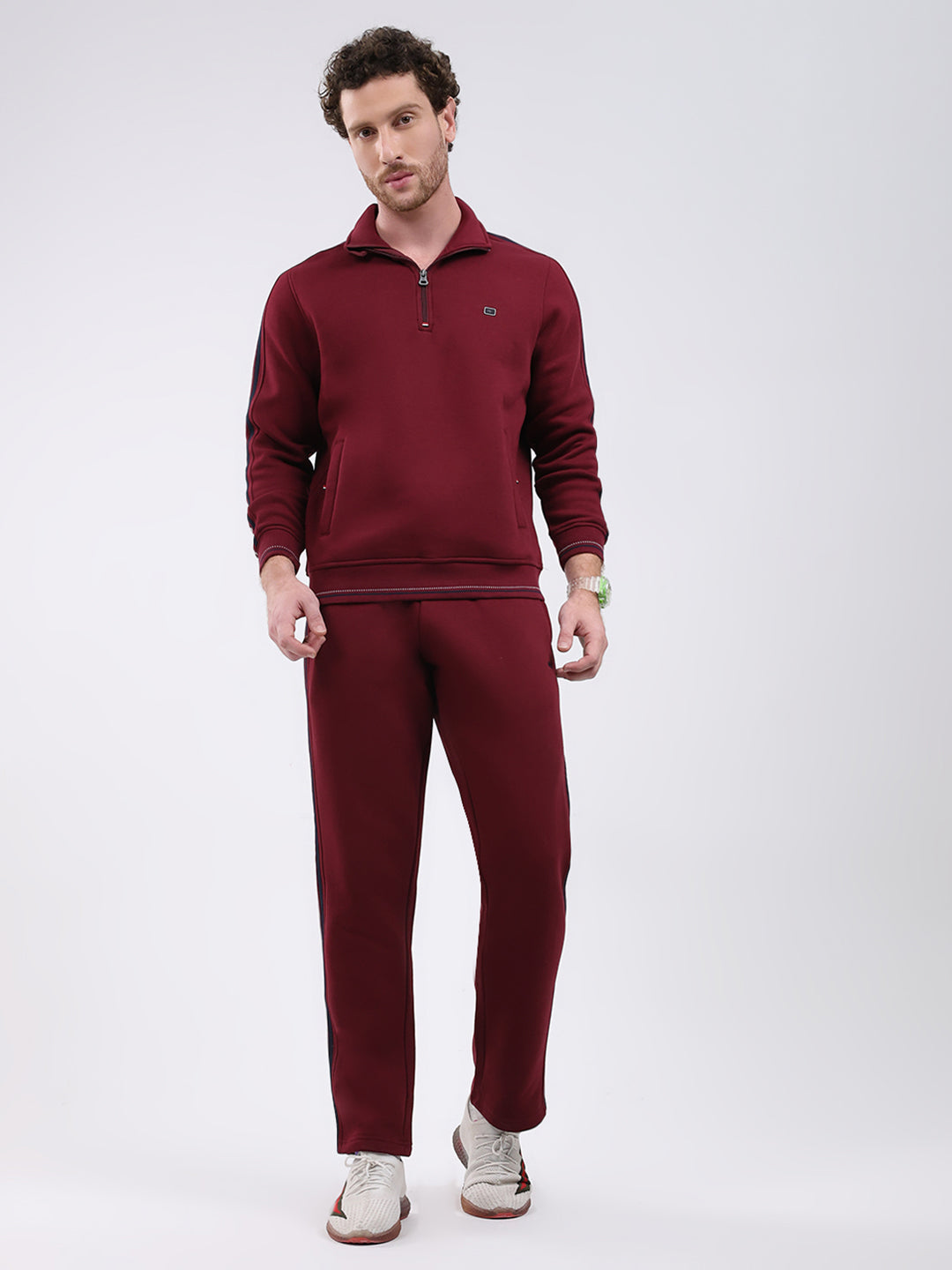 Men Maroon Solid Collar Full Sleeve Winter Tracksuit