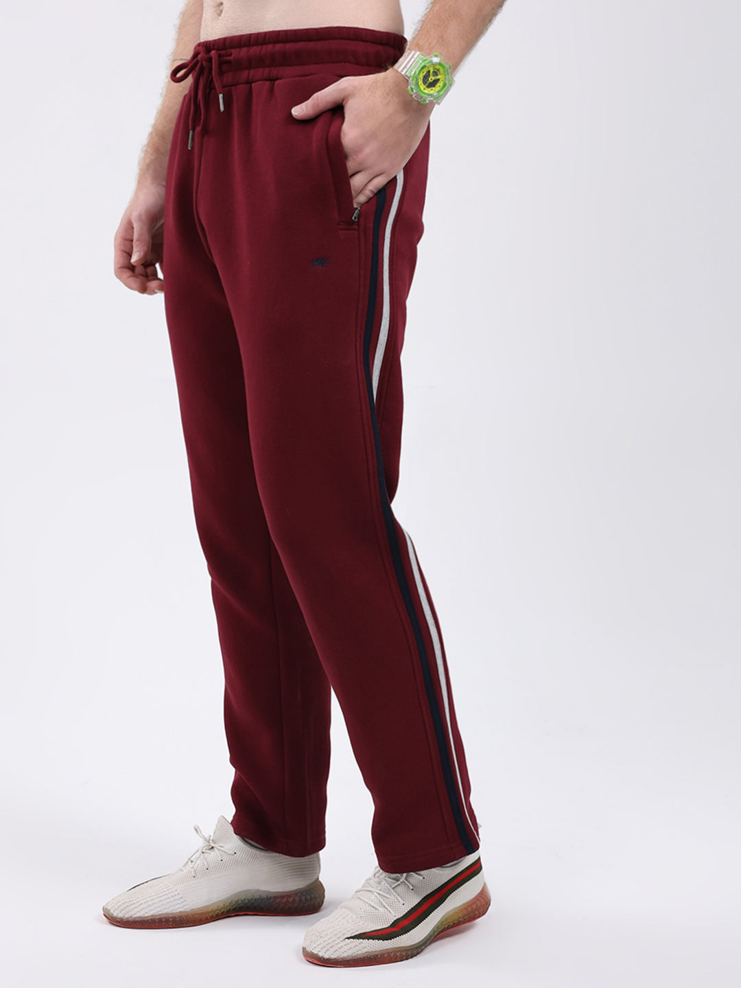 Men Maroon Solid Collar Full Sleeve Winter Tracksuit
