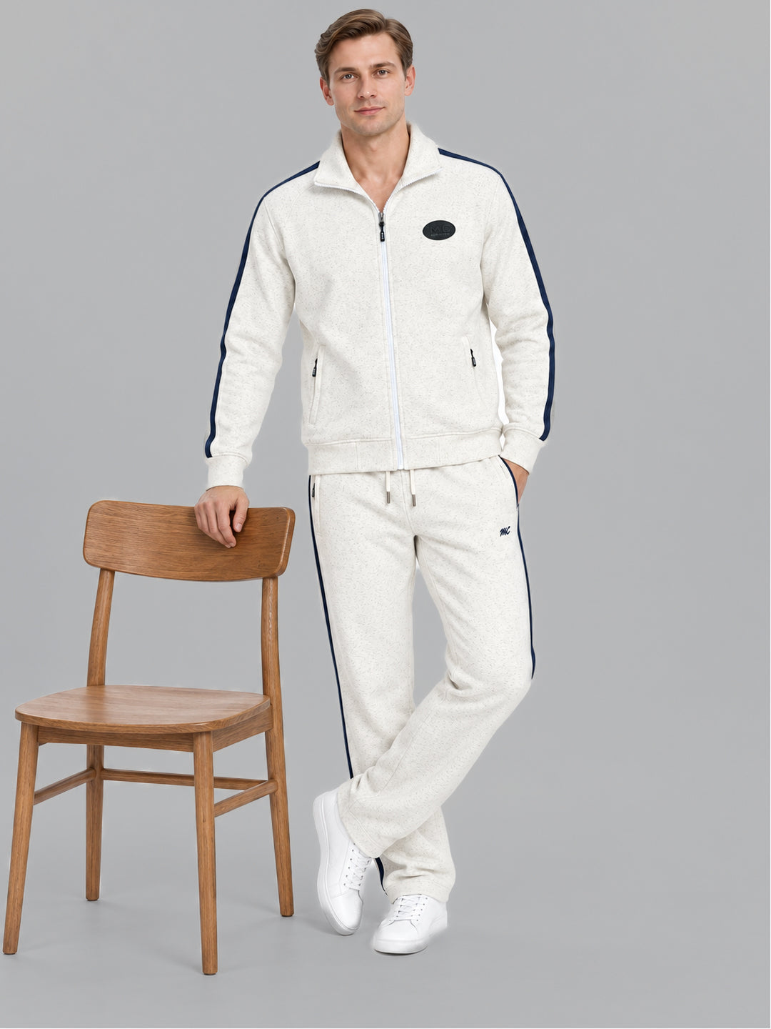 Men Off White Solid Collar Full Sleeve Winter Tracksuit