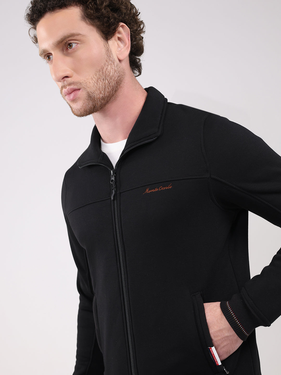 Men Black Solid Collar Full Sleeve Winter Tracksuit