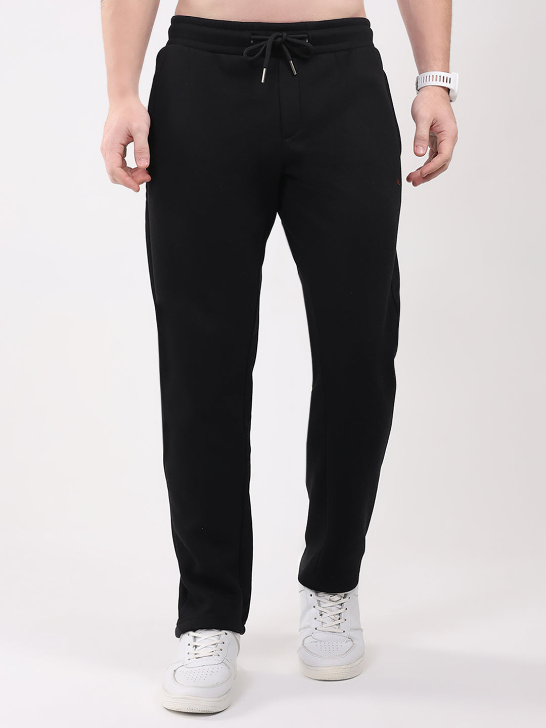 Men Black Solid Collar Full Sleeve Winter Tracksuit