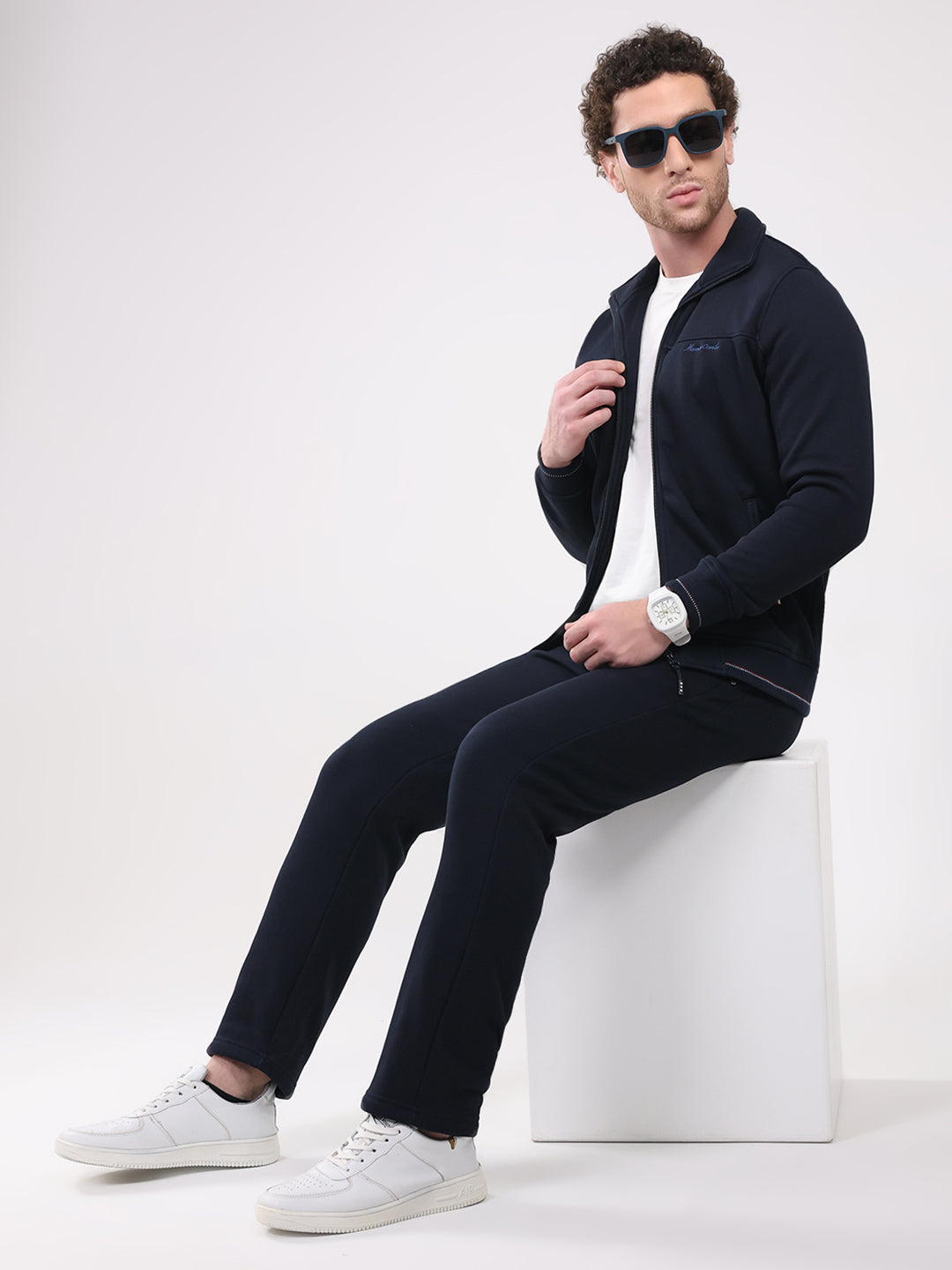 Men Navy Blue Solid Collar Full Sleeve Winter Tracksuit