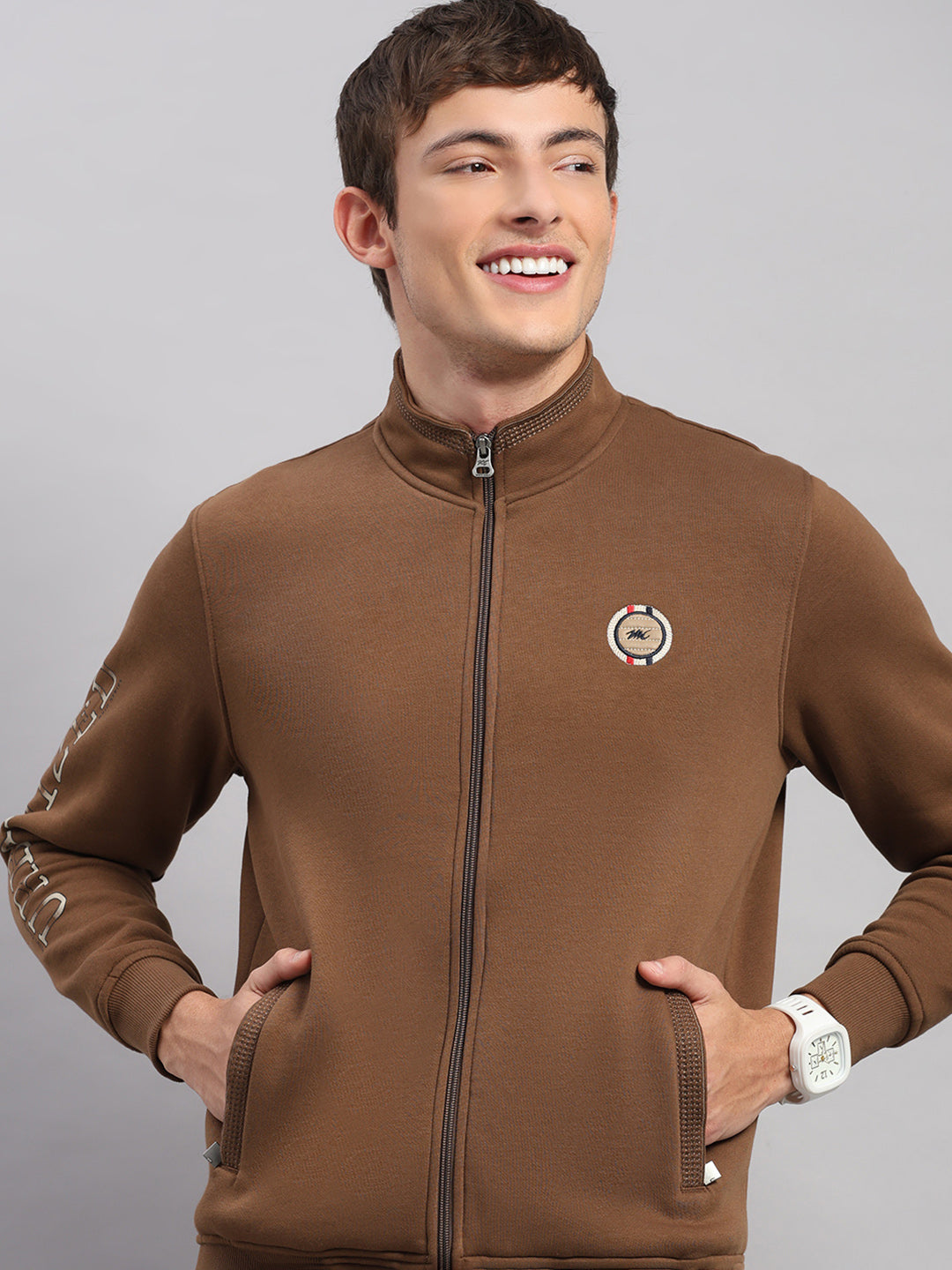 Men Brown Solid Collar Full Sleeve Winter Tracksuit