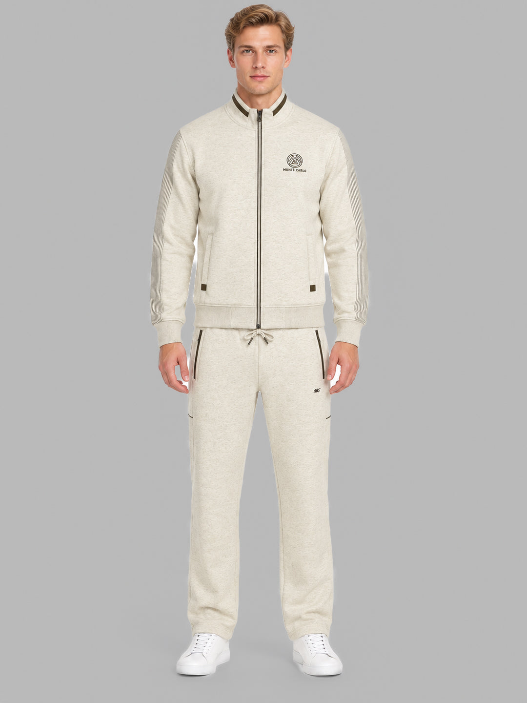 Men Camel Brown Solid Collar Full Sleeve Winter Tracksuit