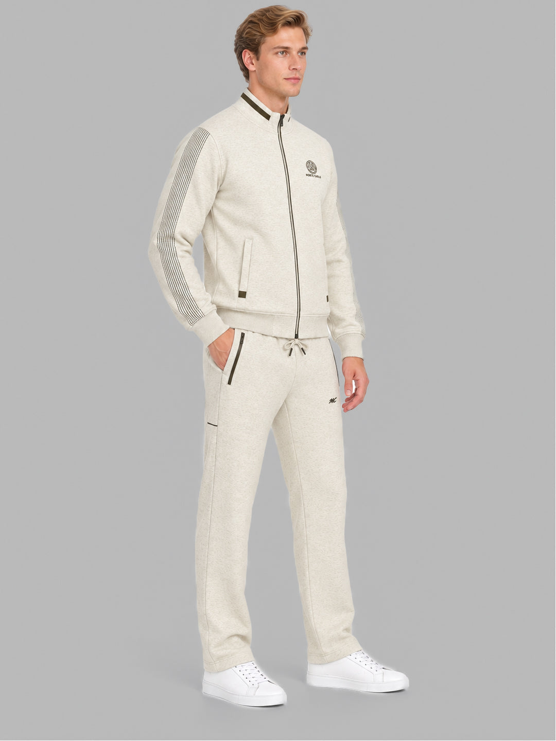 Men Camel Brown Solid Collar Full Sleeve Winter Tracksuit