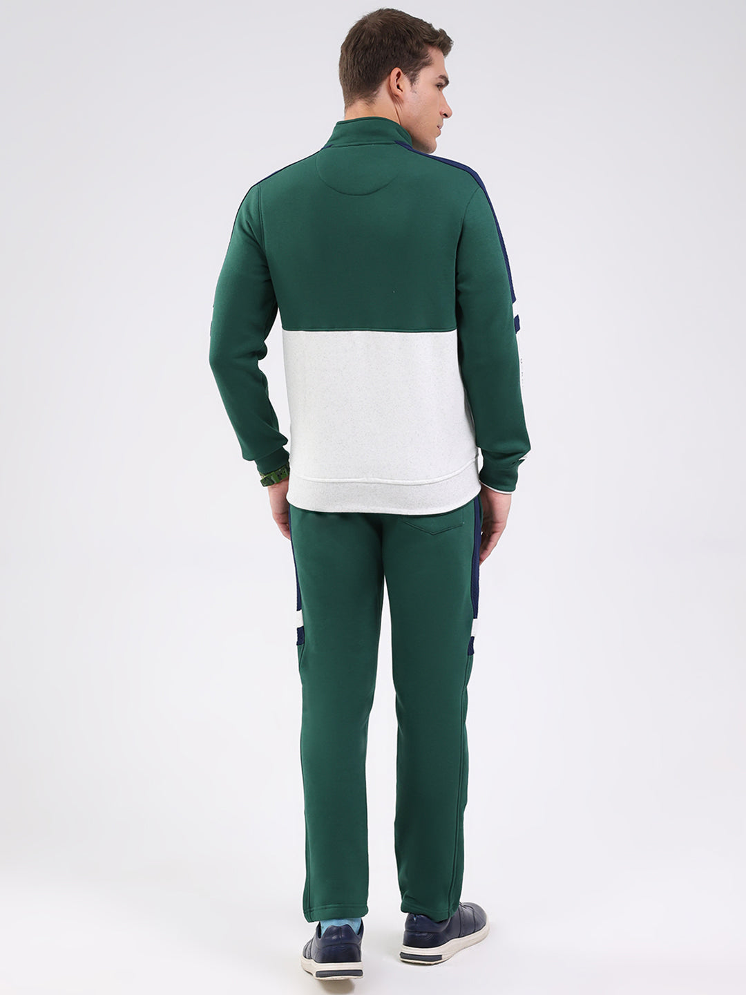 Men Green Solid Mock Neck Full Sleeve Winter Tracksuit