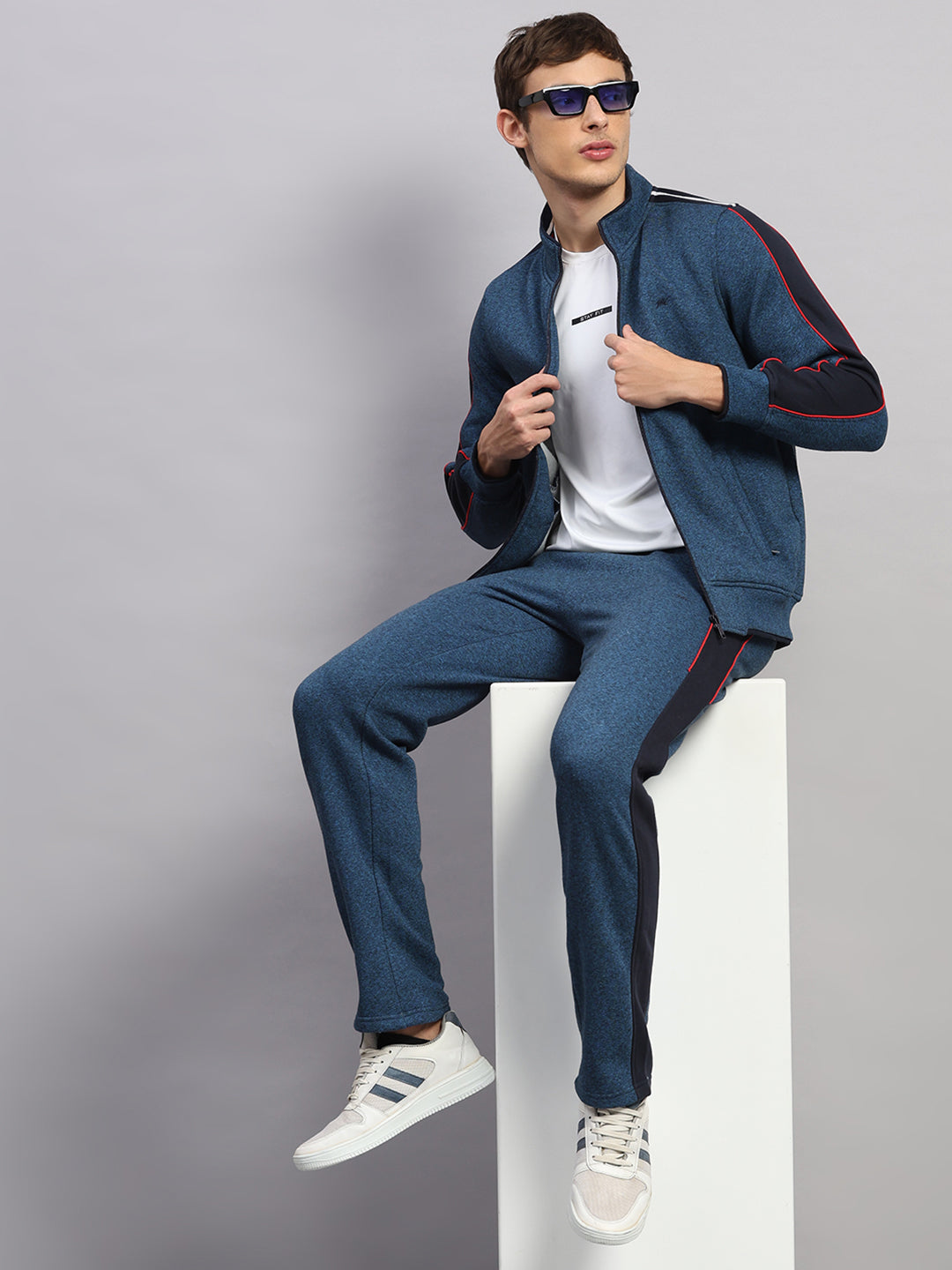 Men Navy Blue Solid Collar Full Sleeve Winter Tracksuit