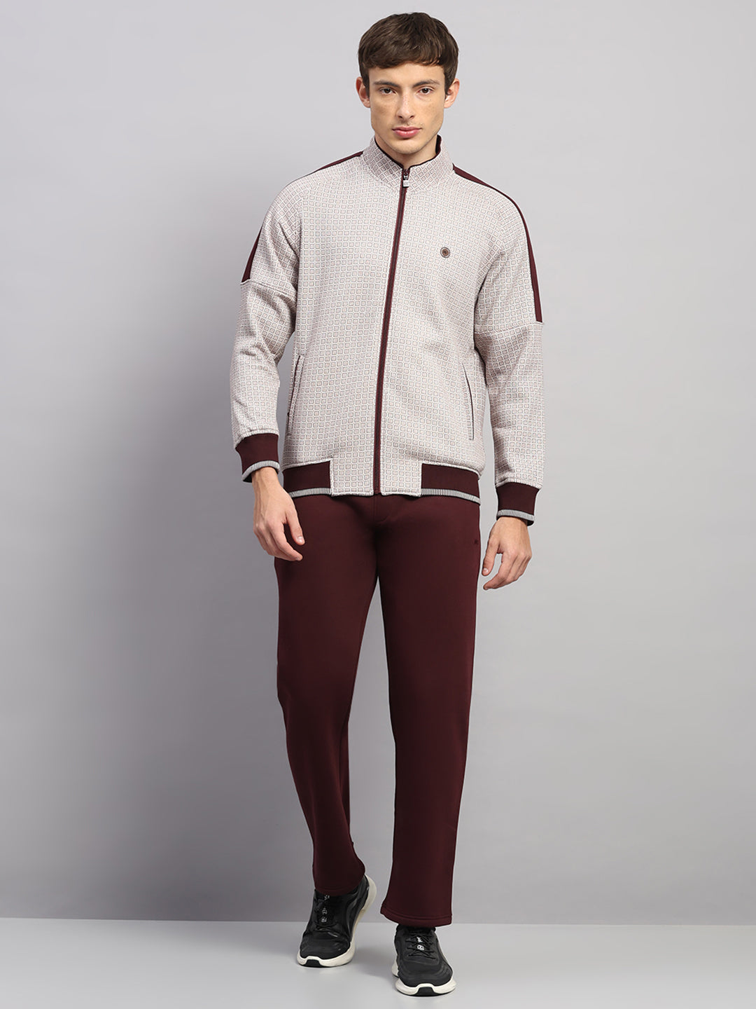 Men Maroon Solid Collar Full Sleeve Winter Tracksuit