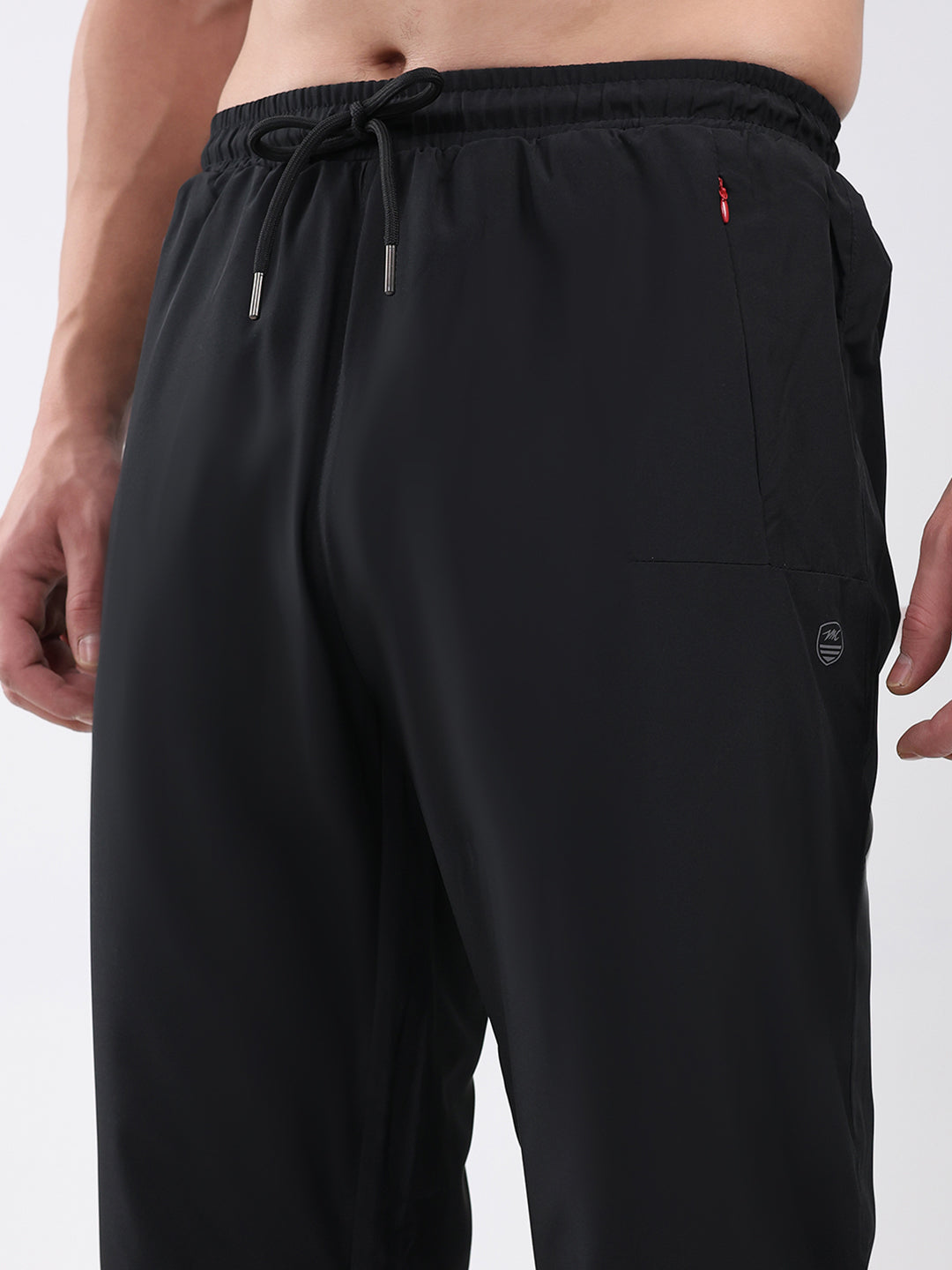 Men Black Solid Mock Neck Full Sleeve Winter Tracksuit