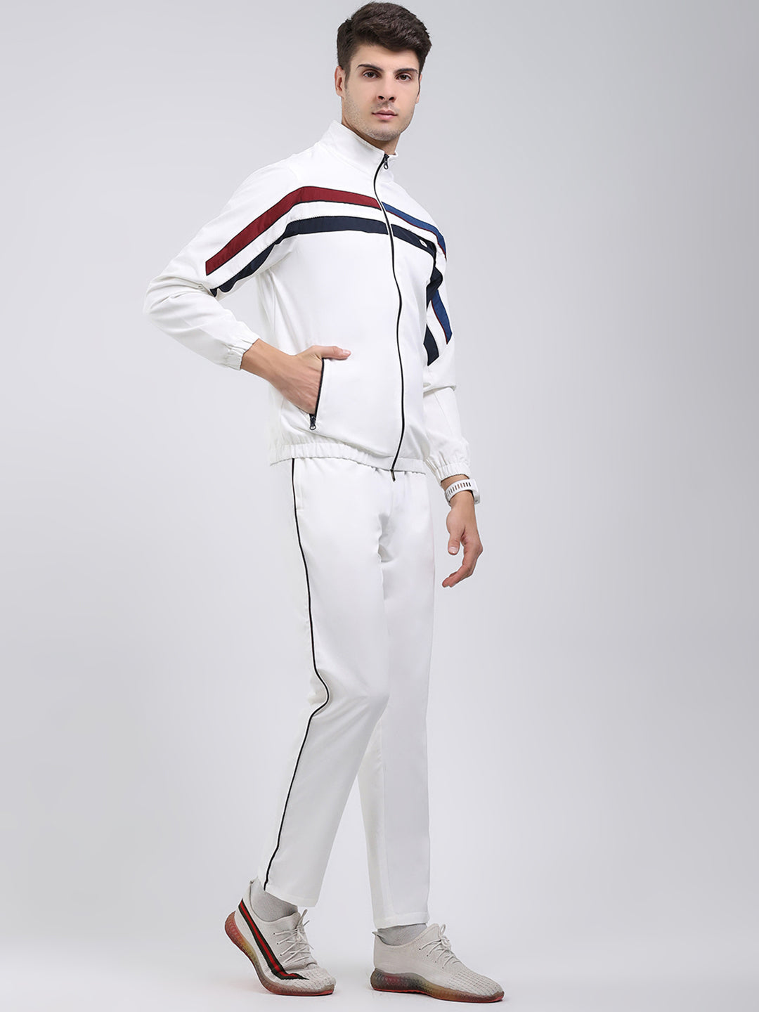 Men White Solid Mock Neck Full Sleeve Winter Tracksuit