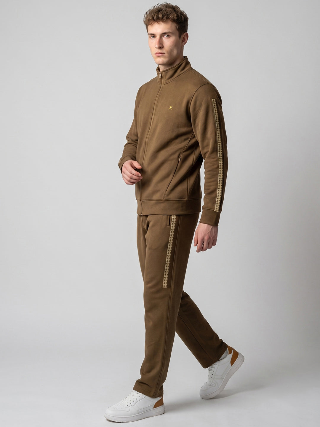 Luxuria Men Brown Solid Collar Full Sleeve Winter Tracksuit