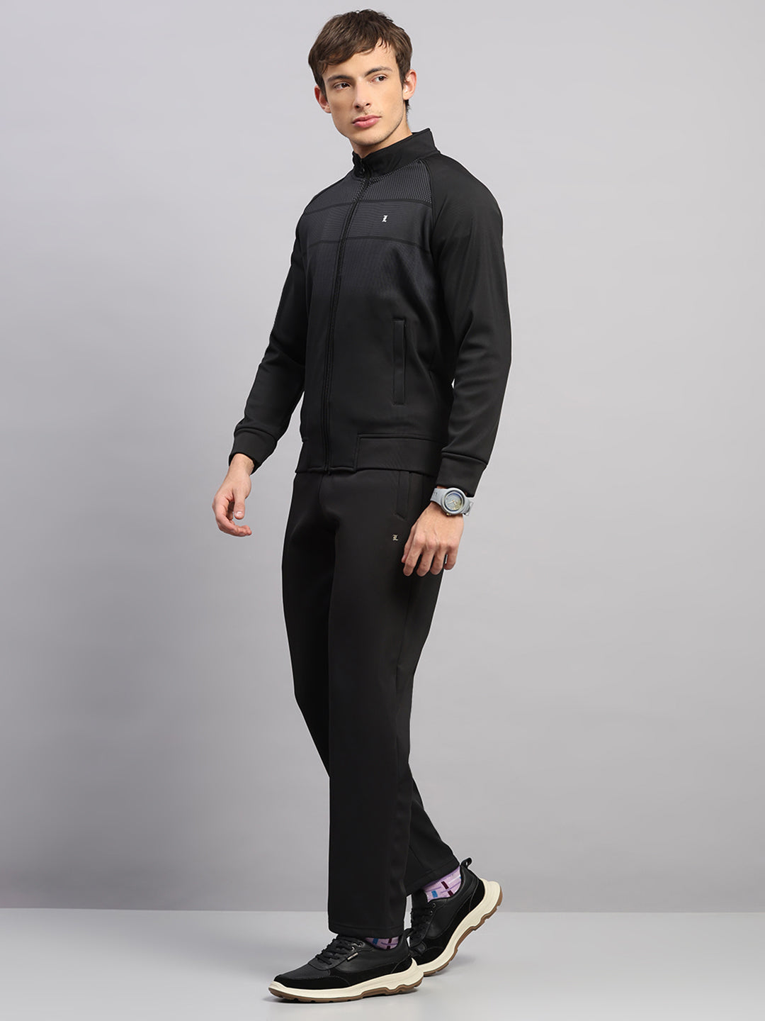Luxuria Men Black Solid Collar Full Sleeve Winter Tracksuit