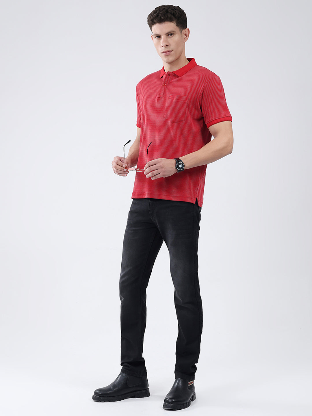 Men Red Stripe Collar Half Sleeve T-Shirt
