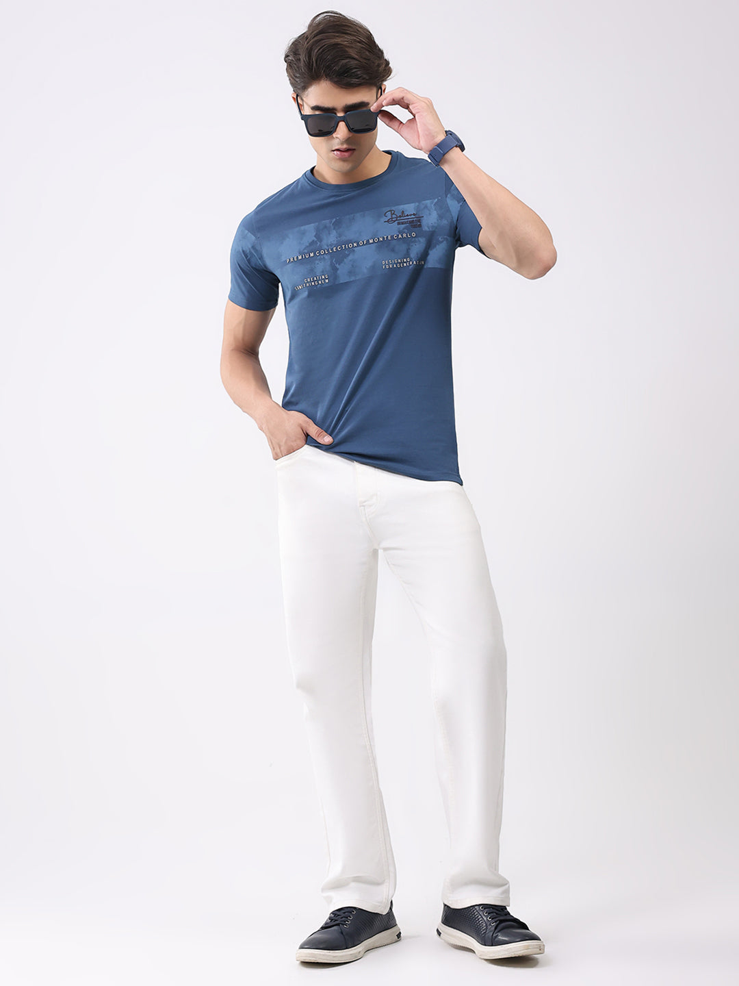 Men Blue Solid Round Neck Half Sleeve T-Shirt