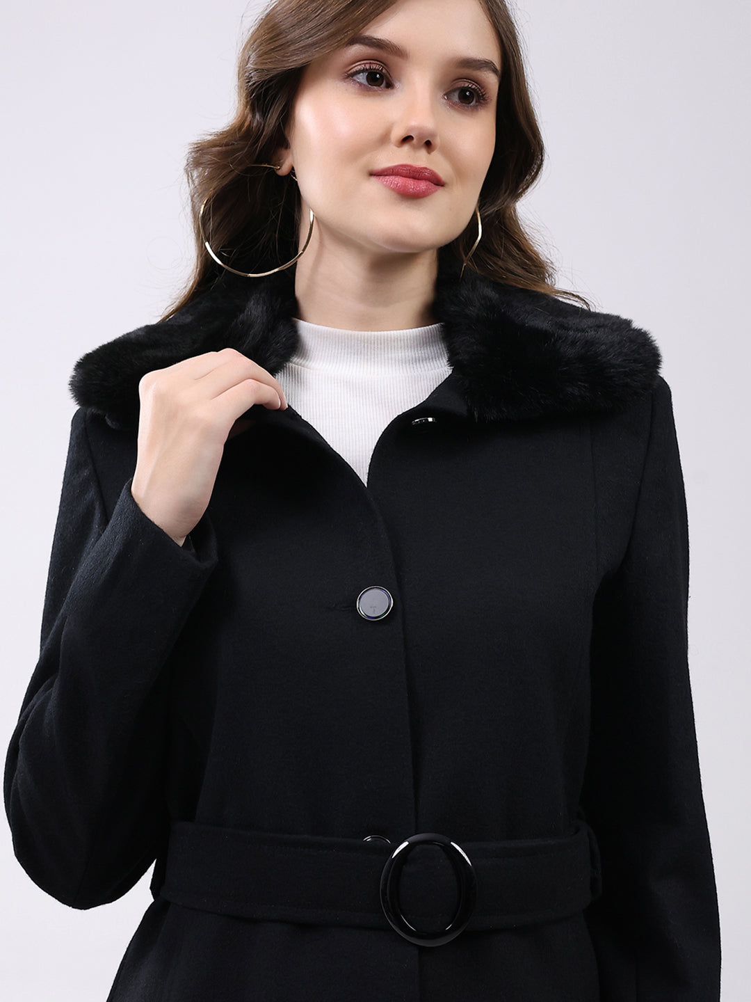 Women Black Solid Collar Full Sleeve Coat