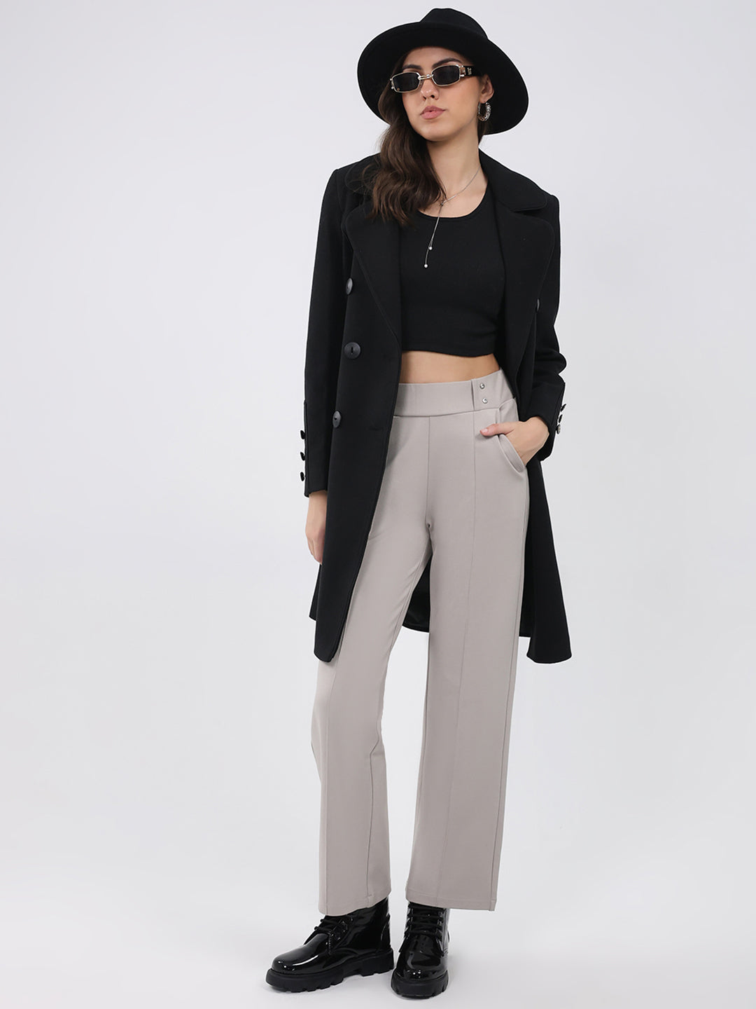 Women Black Solid Collar Full Sleeve Coat