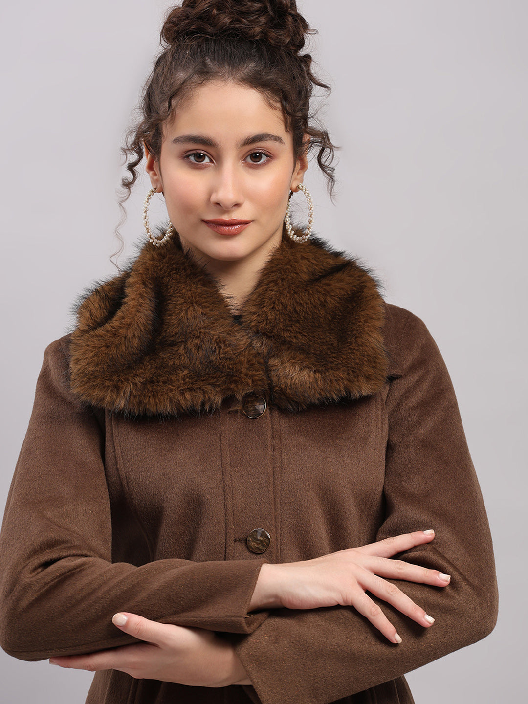 Women Camel Brown Solid Collar Full Sleeve Coat