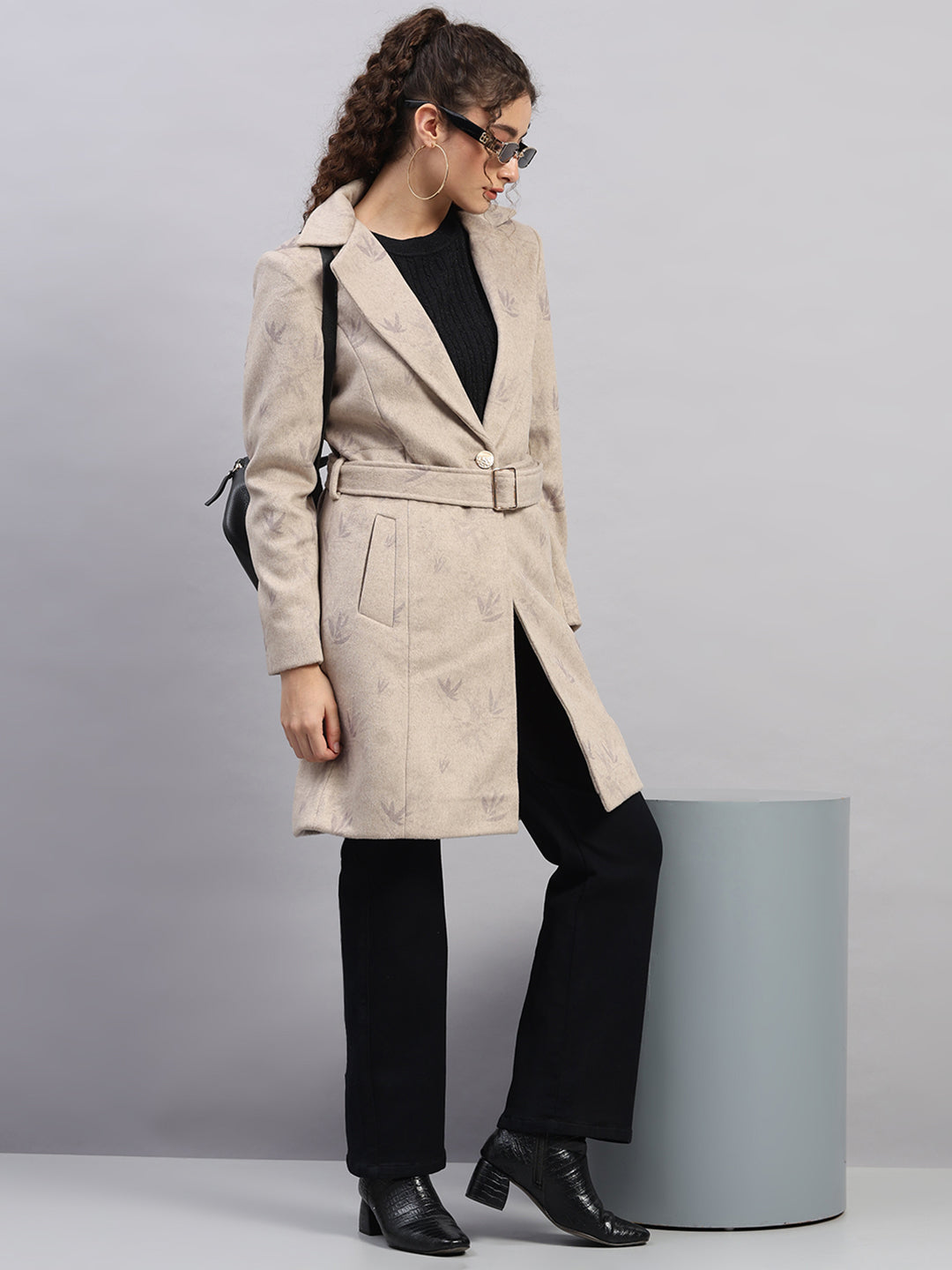 Women Beige Printed Collar Full Sleeve Coat