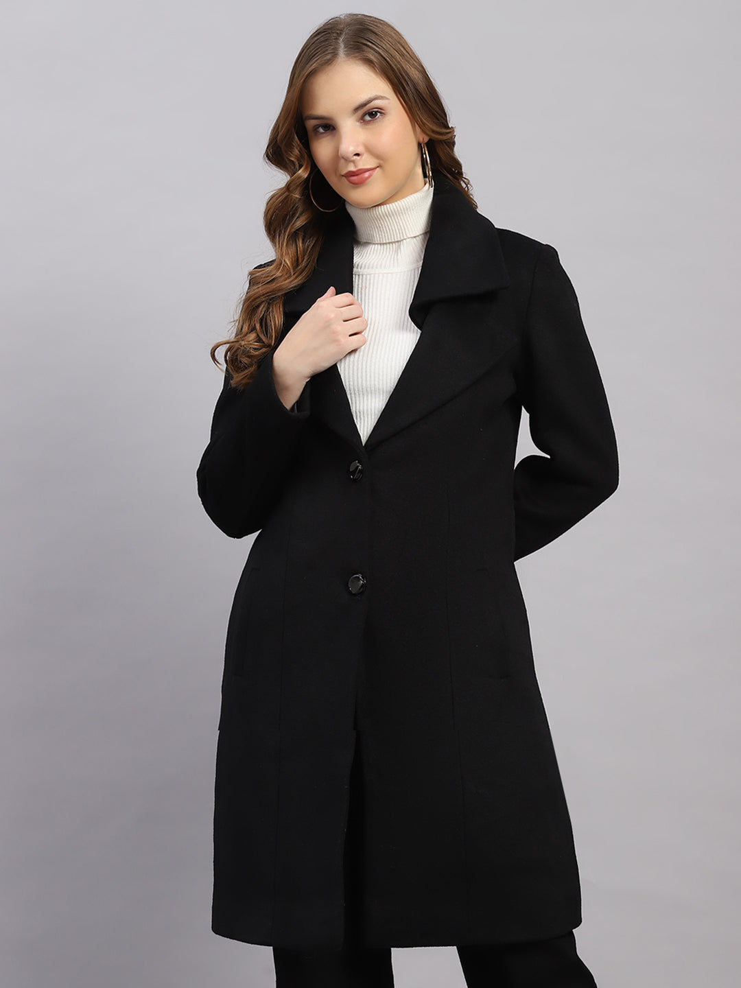 Women Black Solid Collar Full Sleeve Coat
