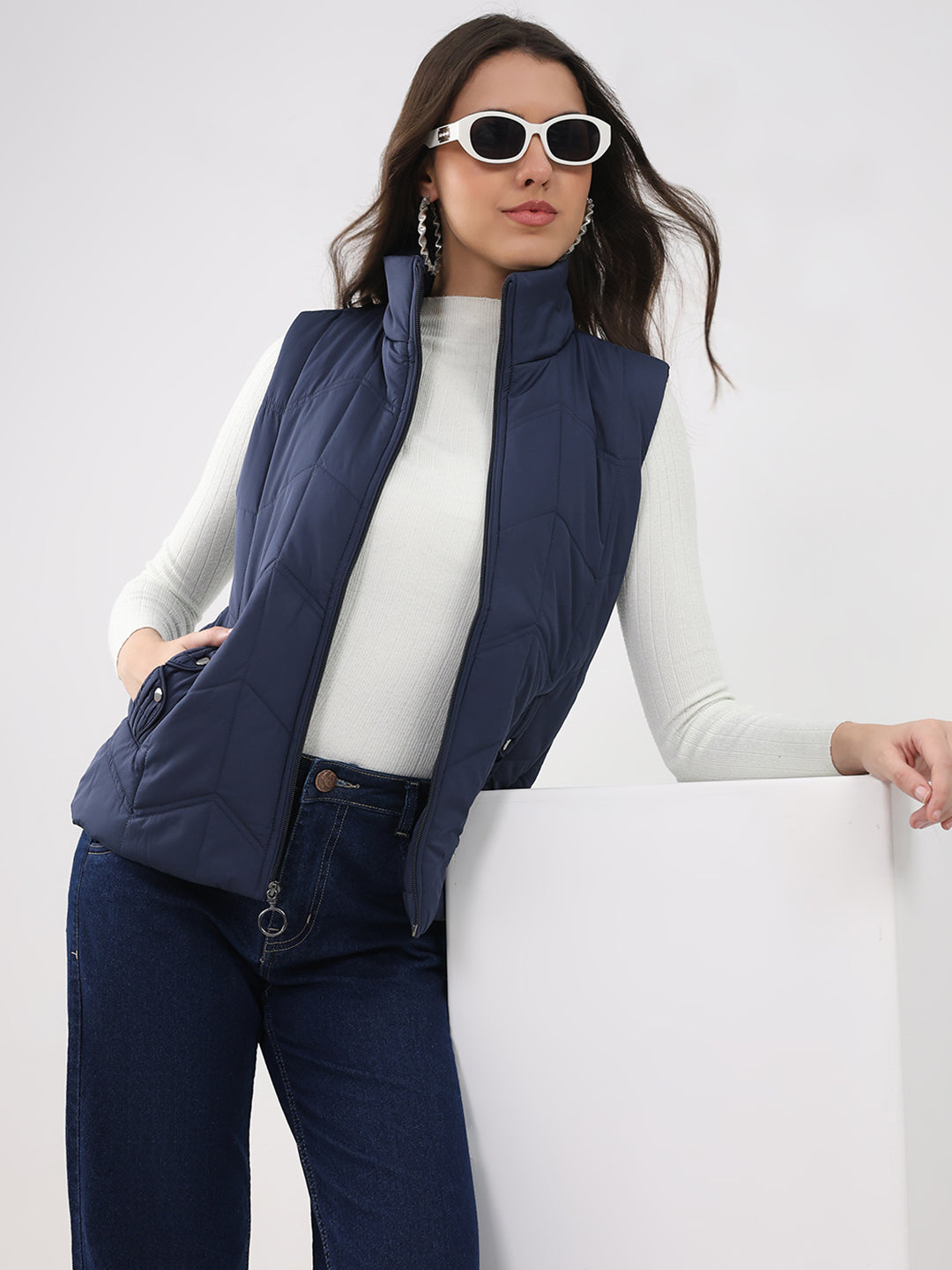 Women Navy Blue Solid Collar Sleeveless Jacket