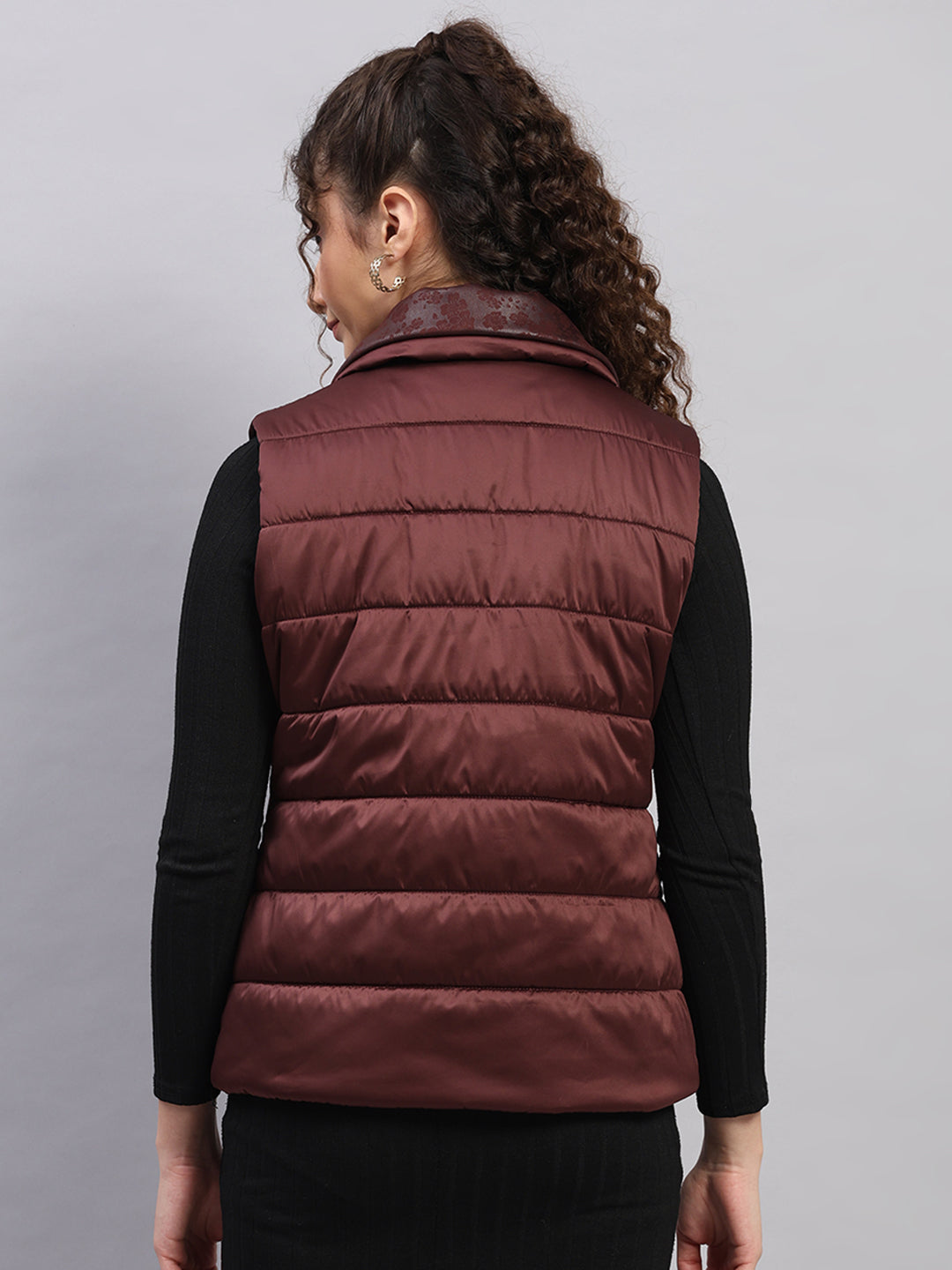 Women Burgundy Solid Collar Sleeveless Jacket