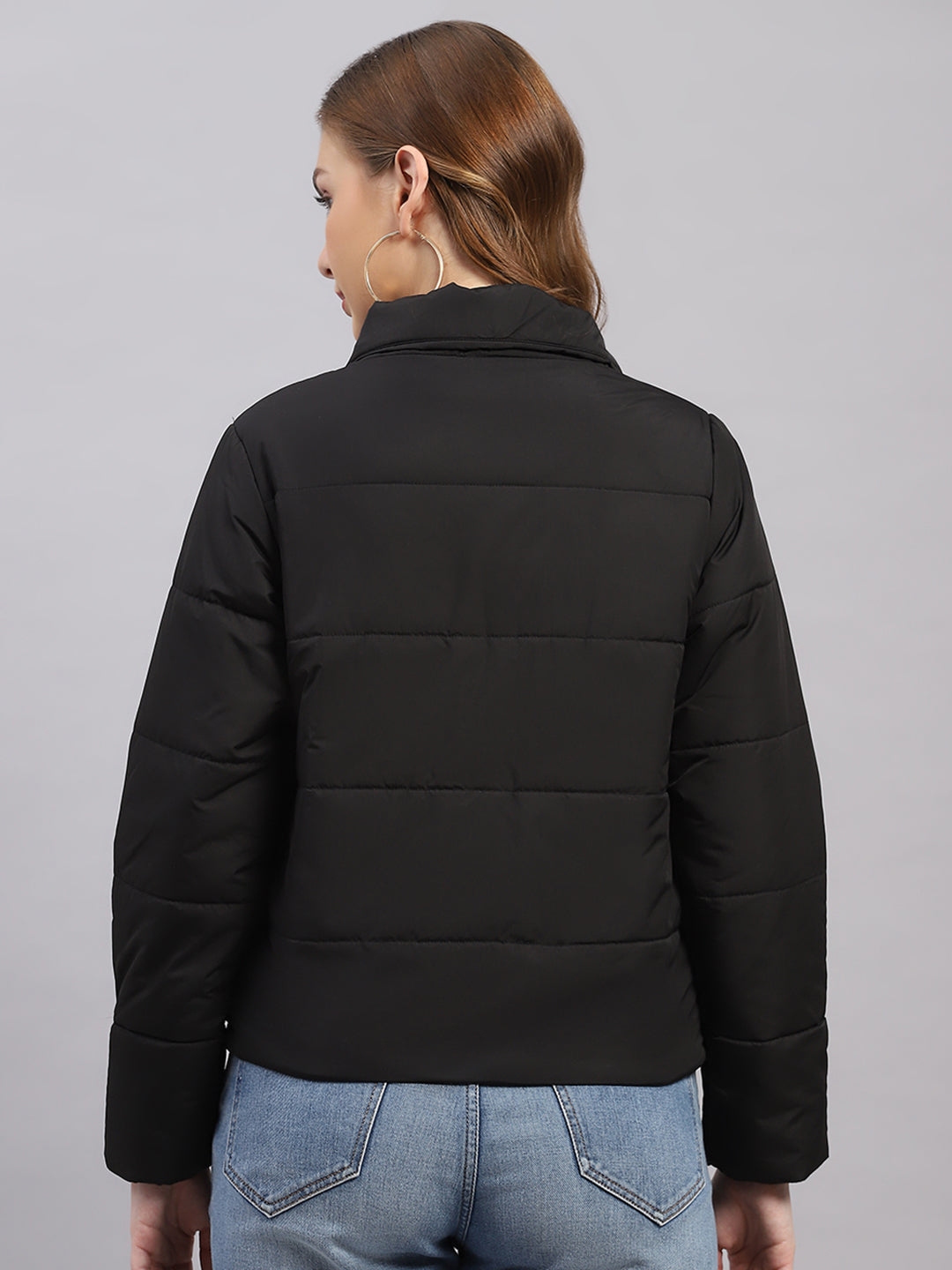 Women Black Solid Collar Full Sleeve Jacket