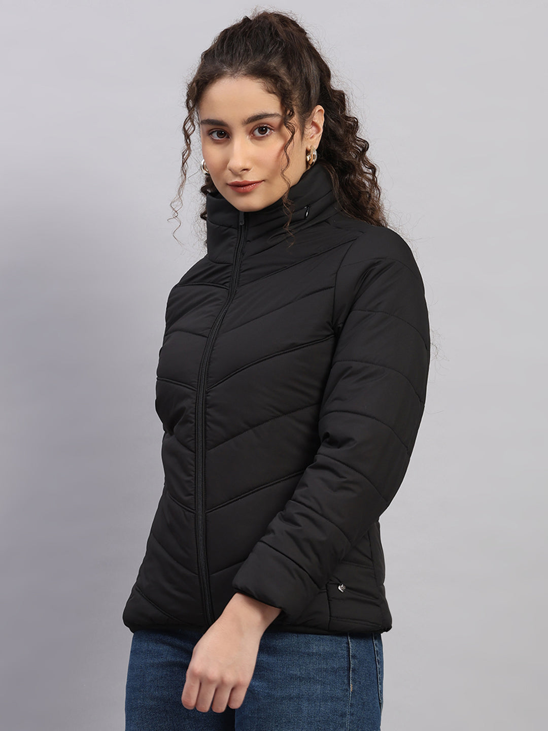 Women Black Self Design Collar Full Sleeve Jacket