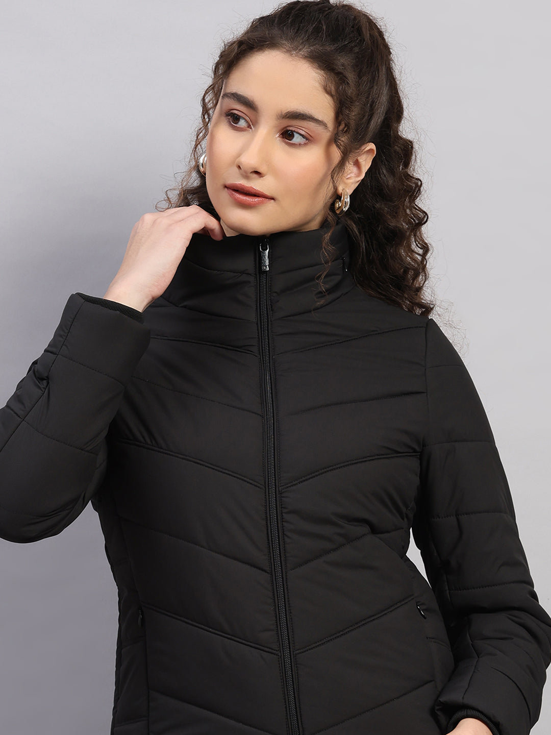 Women Black Self Design Collar Full Sleeve Jacket