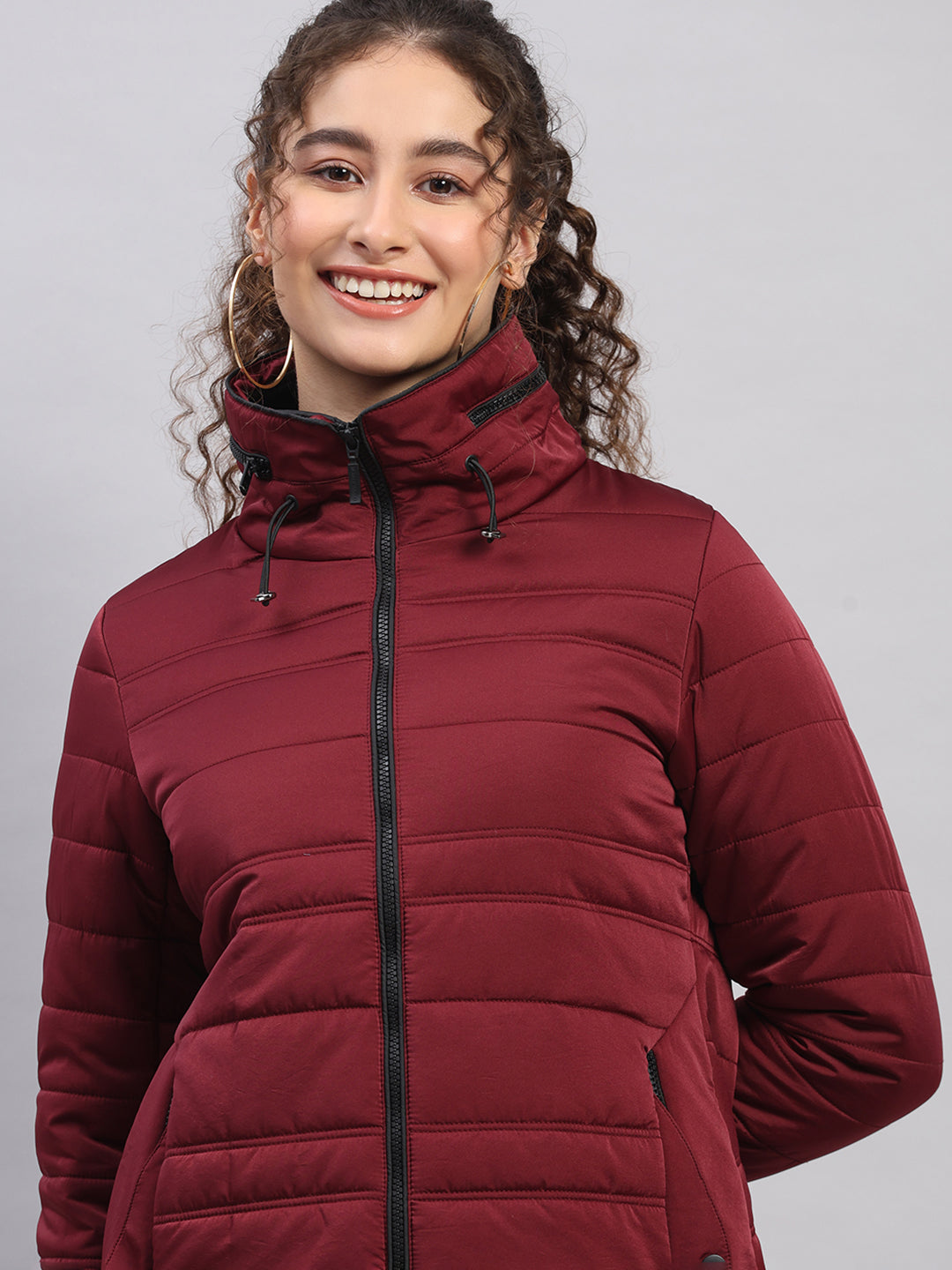 Women Burgundy Solid Collar Full Sleeve Jacket