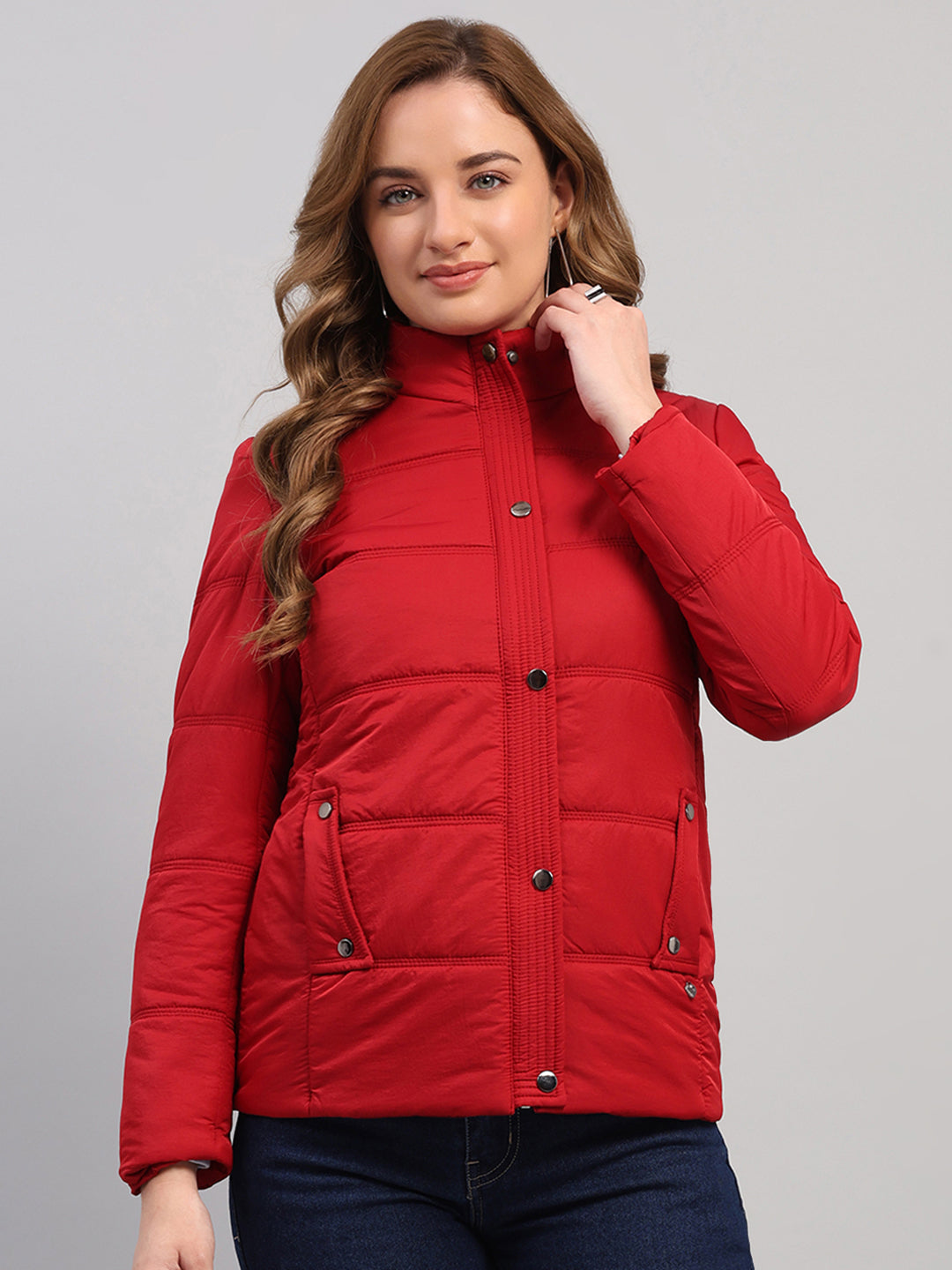 Women Red Solid Collar Full Sleeve Jacket