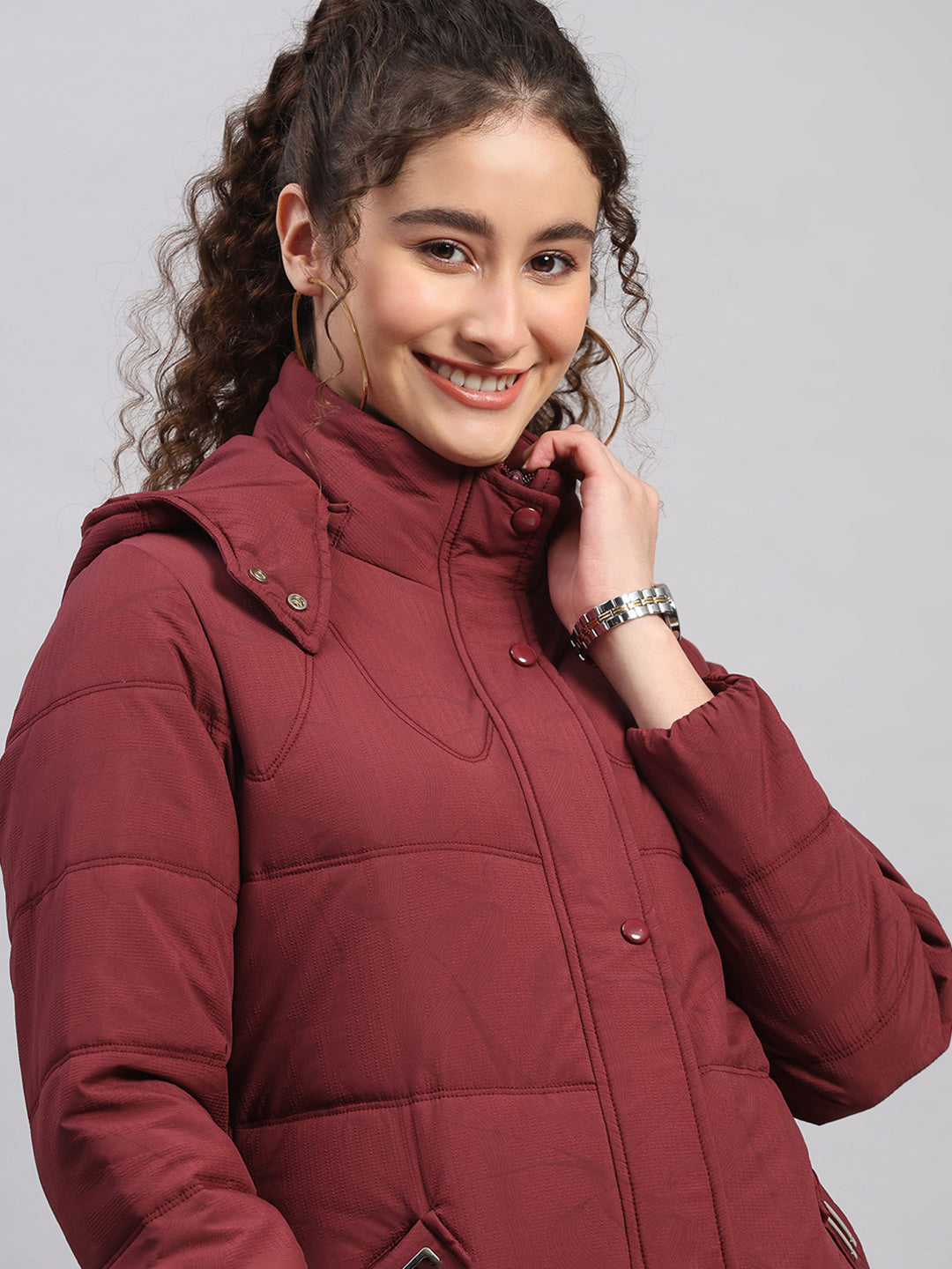 Women Maroon Printed Hooded Full Sleeve Jacket