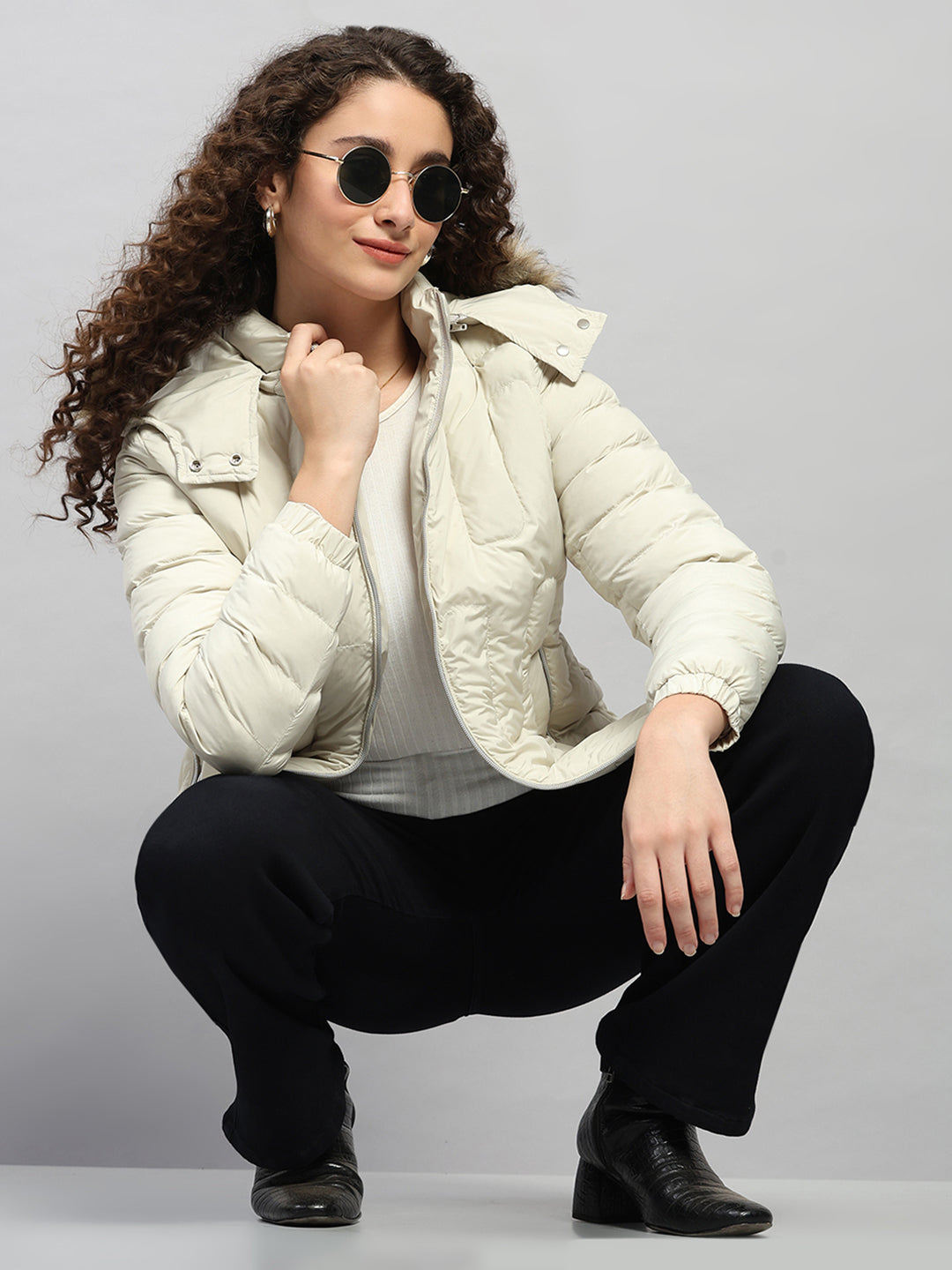 Women Beige Solid Hooded Full Sleeve Jacket