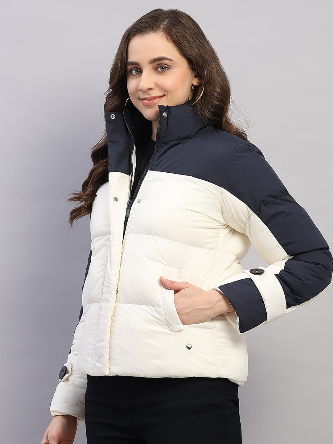 Women Navy Blue Solid Collar Full Sleeve Jacket