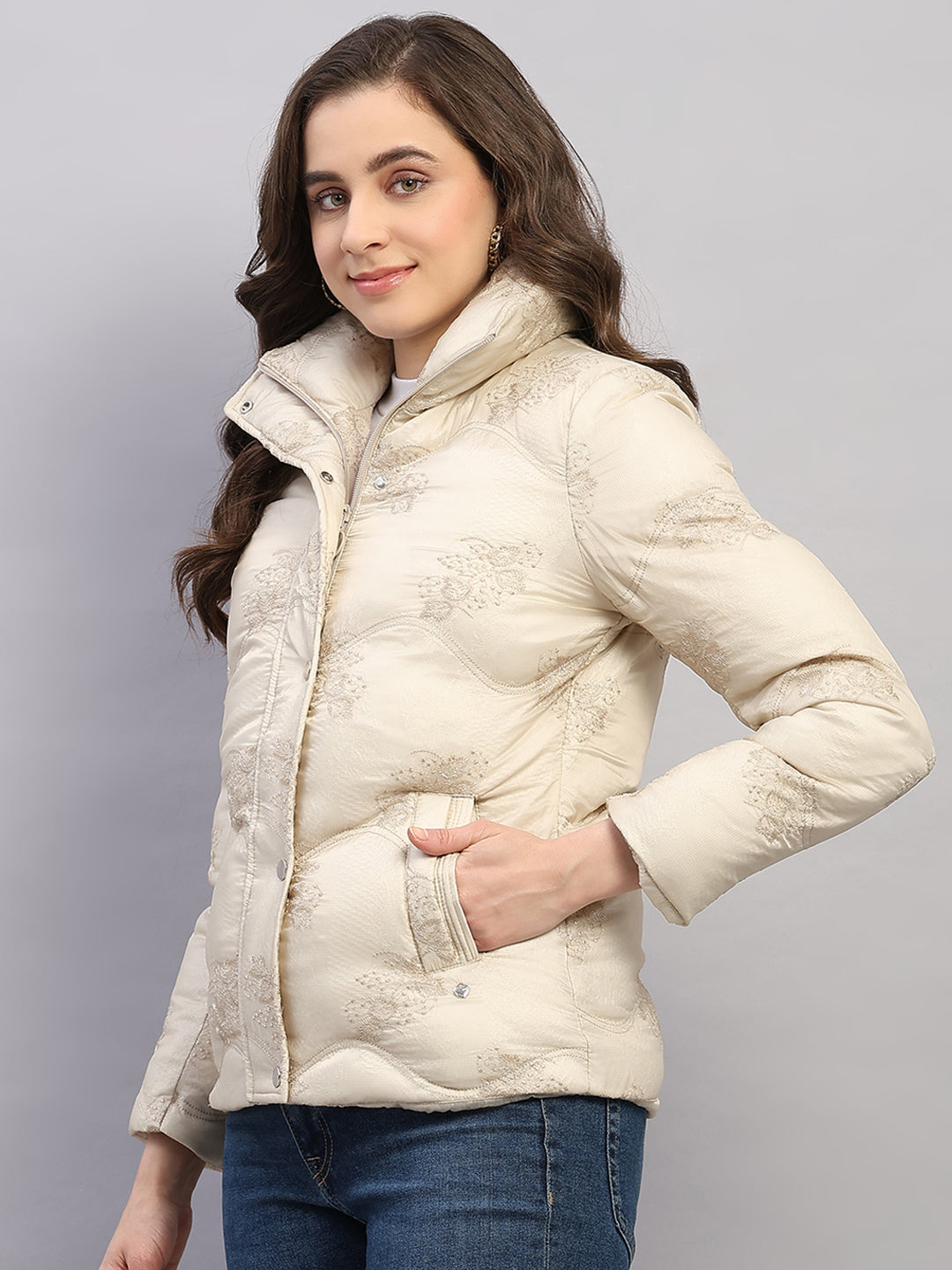 Women Beige Embroidered Collar Full Sleeve Jacket