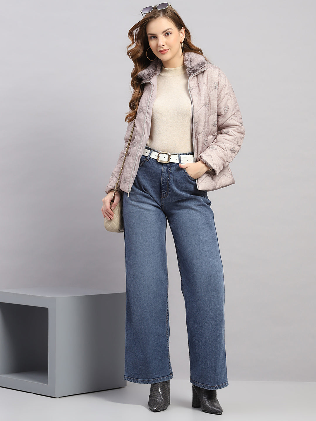 Women Grey Embroidered Collar Full Sleeve Jacket